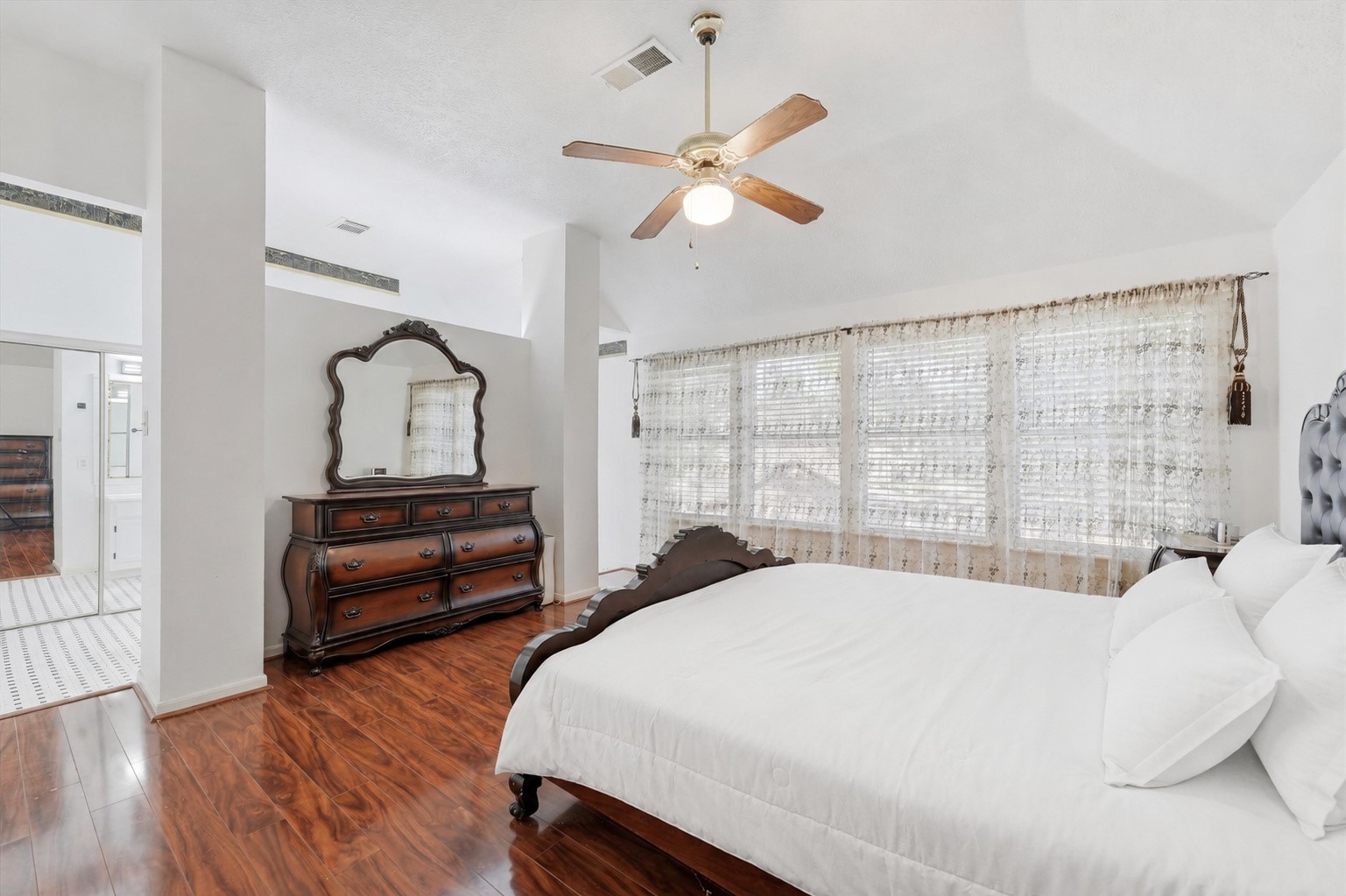 5602 Society Ln Property Photo 23