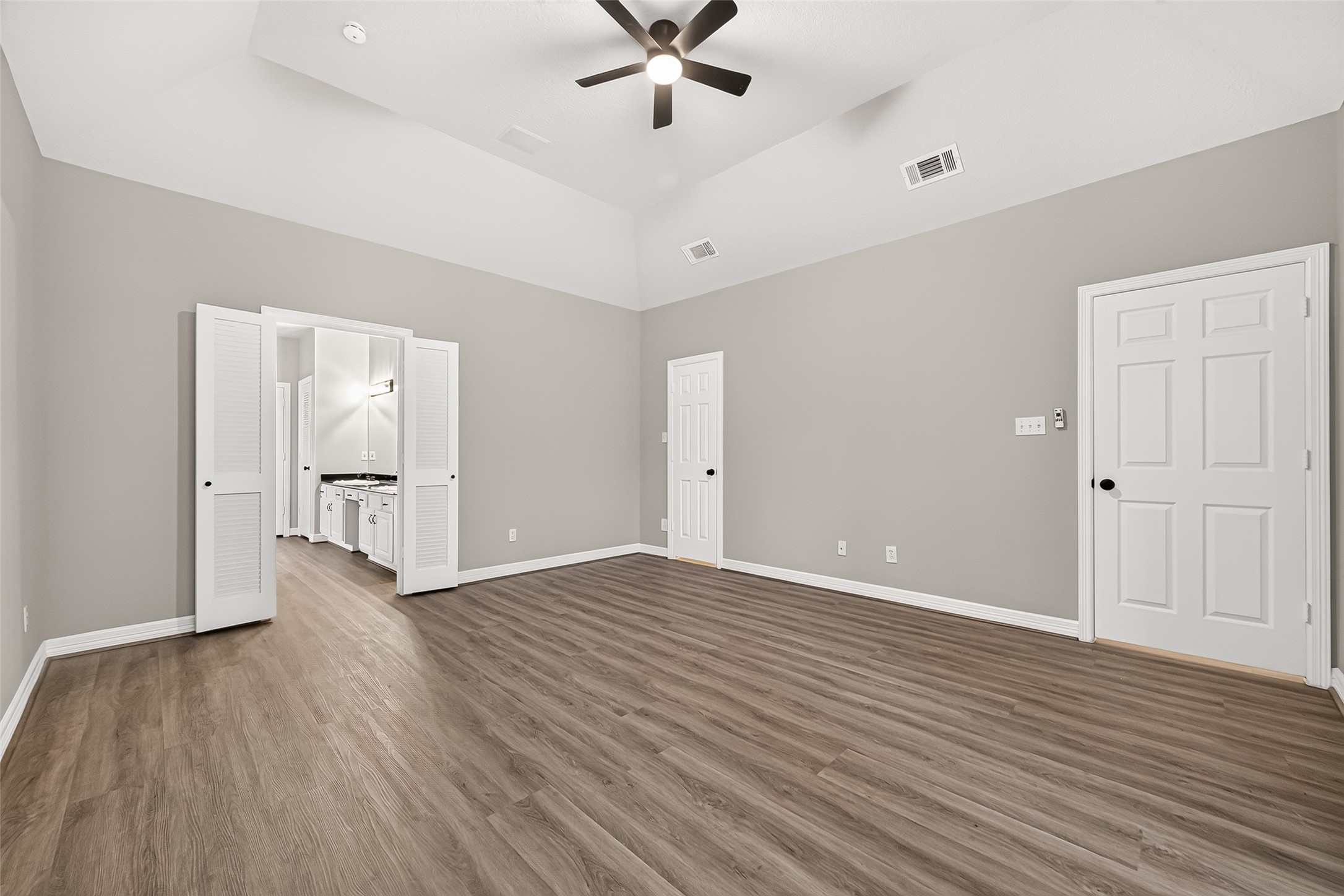 14303 Reissen Lane Property Photo 34