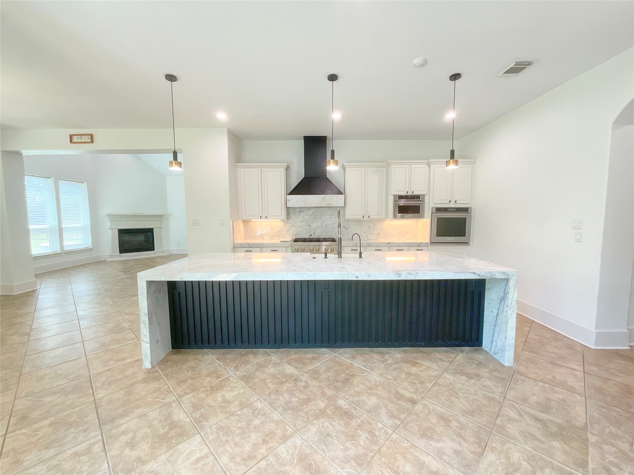 12326 Leather Saddle Court Property Photo 10