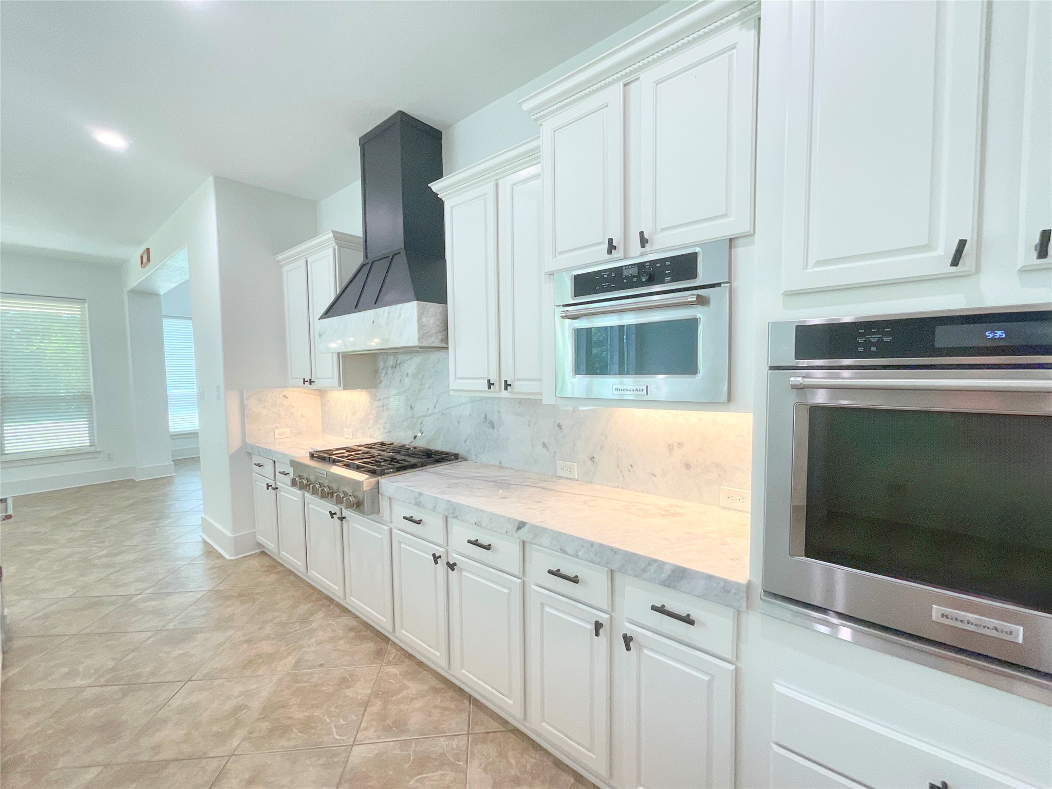 12326 Leather Saddle Court Property Photo 12