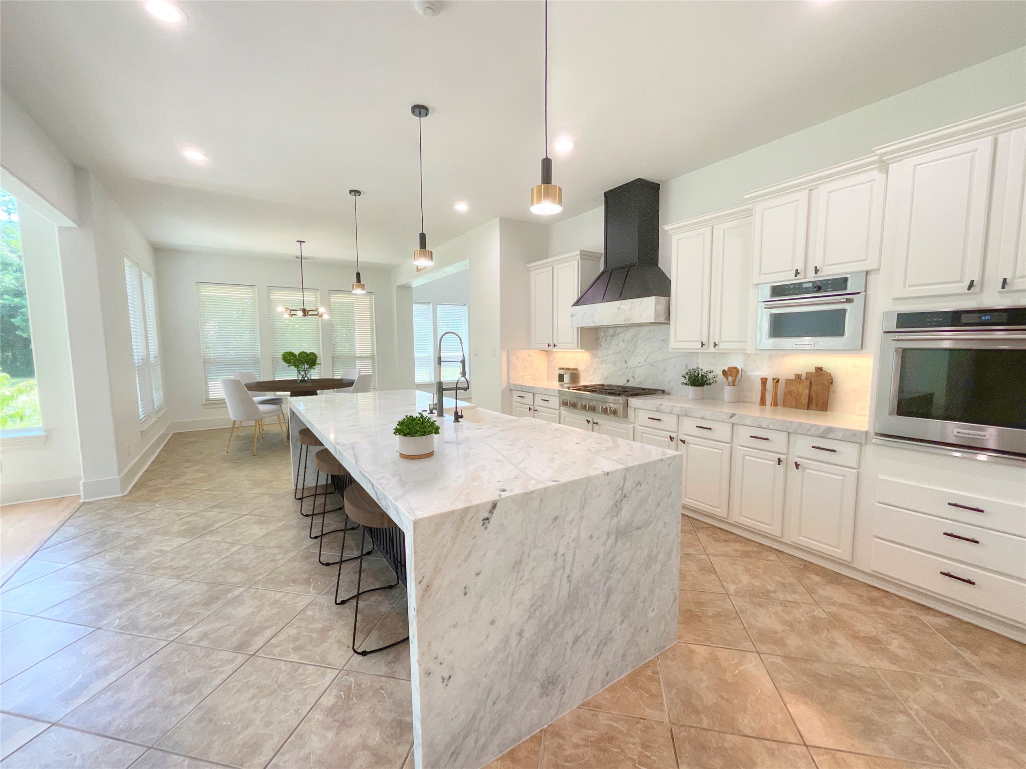 12326 Leather Saddle Court Property Photo 14
