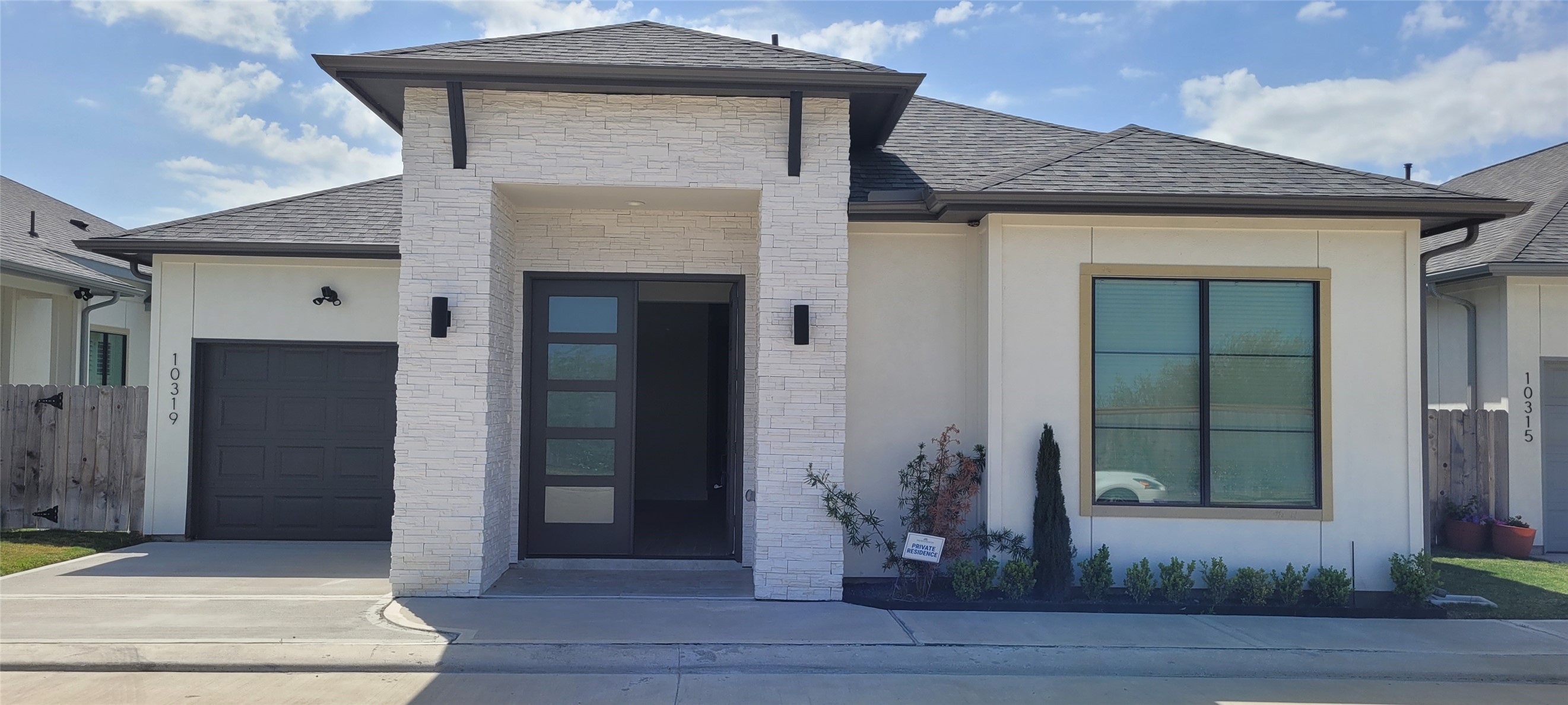 10319 Mandarin Lane Way Property Photo 1