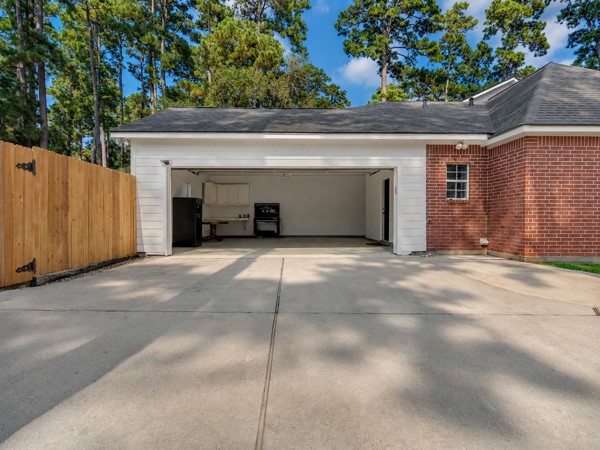 14131 Lakepoint Drive Property Photo 42