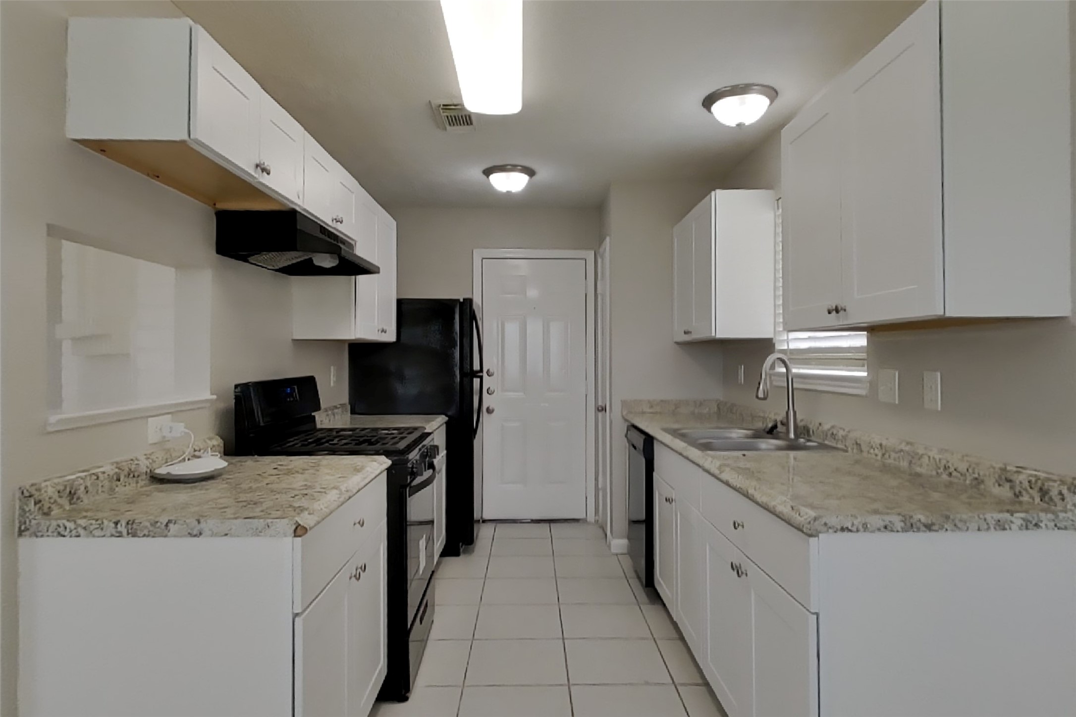 3446 Edgecreek Drive Property Photo 5
