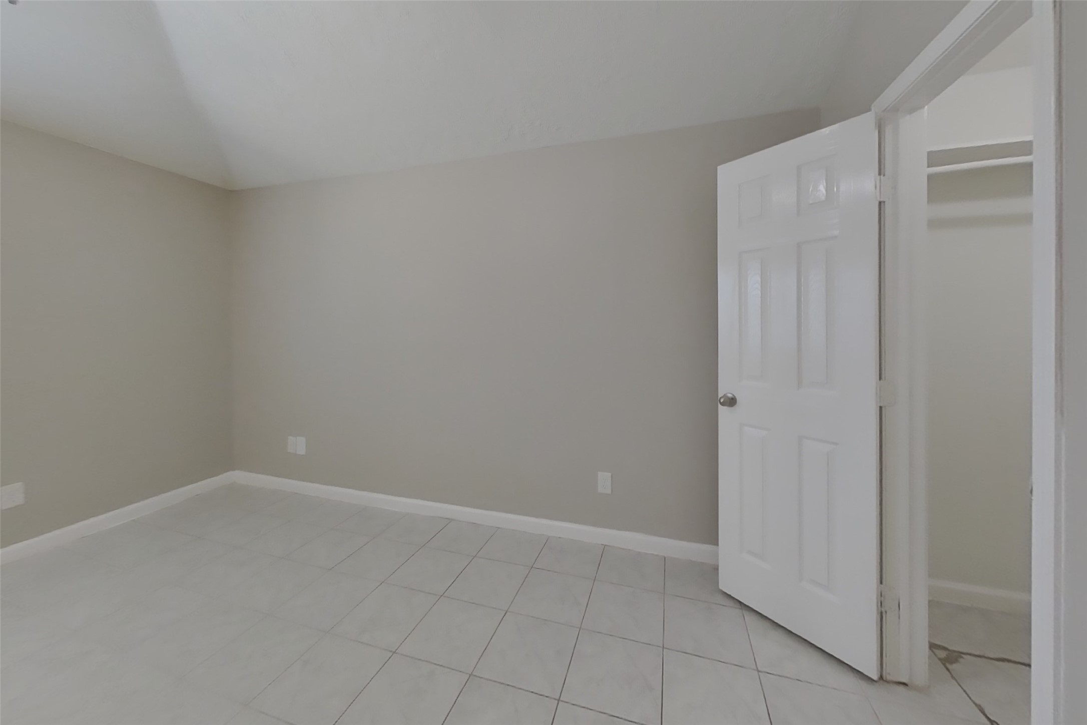 3446 Edgecreek Drive Property Photo 7