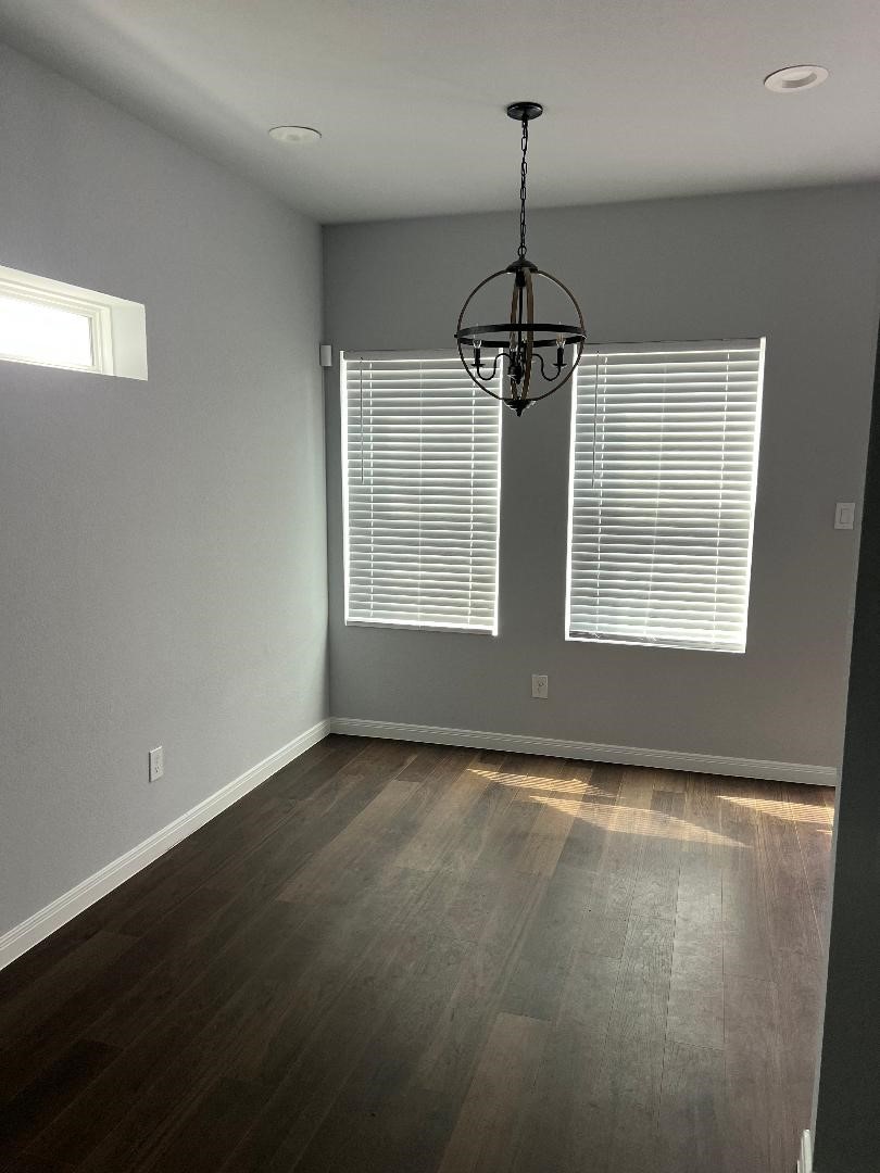 18819 Luminescent Lane Property Photo 3