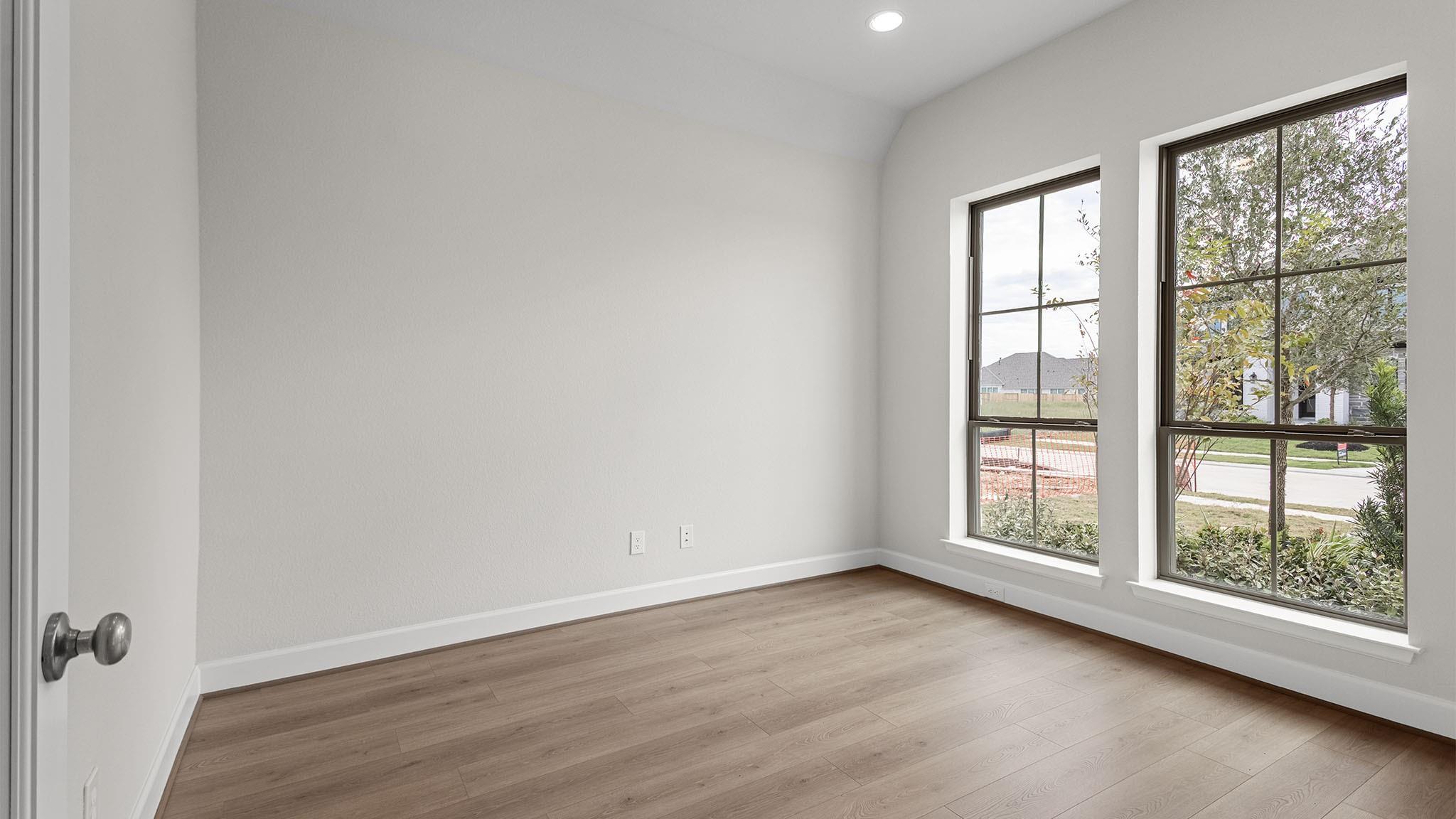 6523 King Ranch Loop Property Photo 3