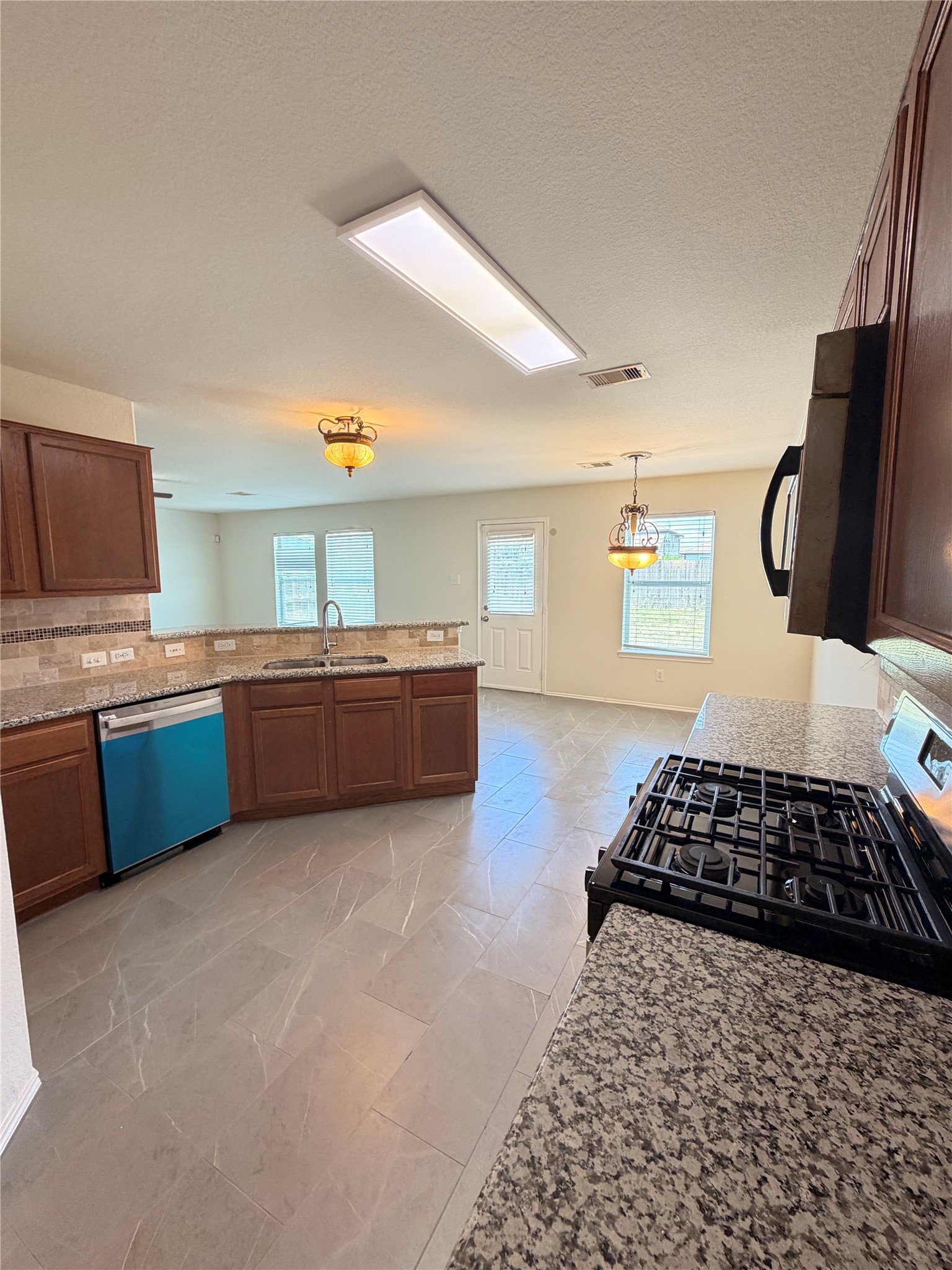 7419 Morgan Ranch Trail Property Photo 7