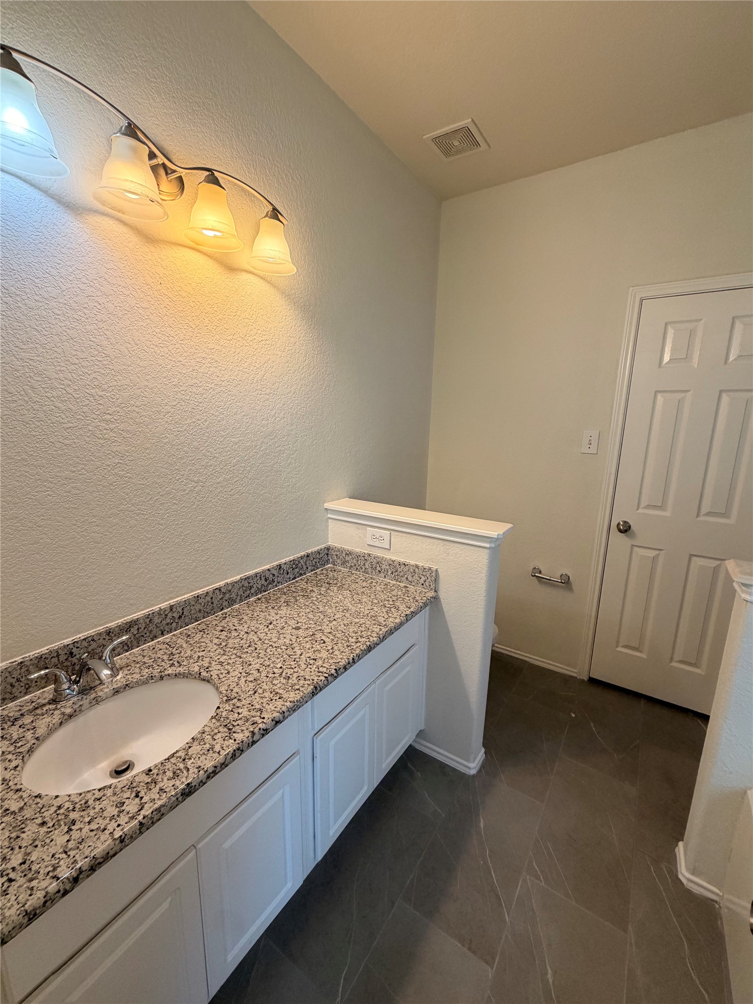 7419 Morgan Ranch Trail Property Photo 11
