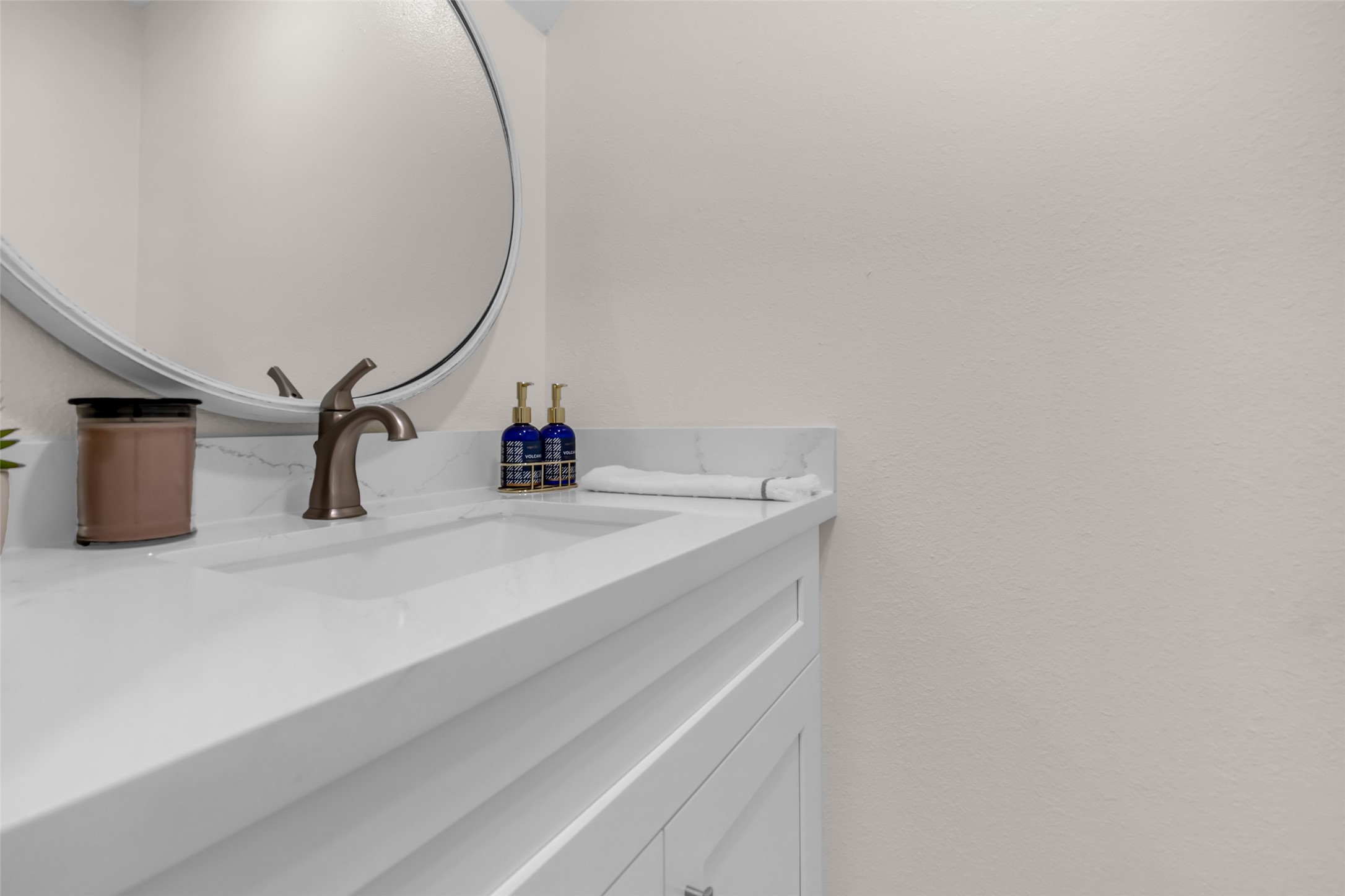 1223 Saxony Lane Property Photo 16