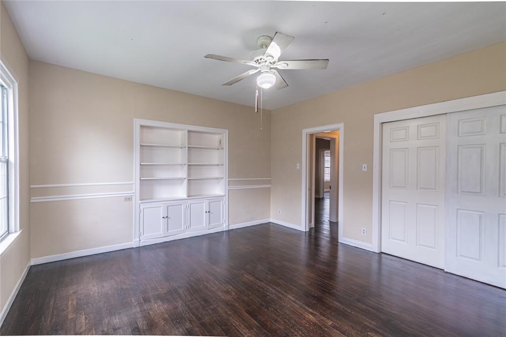 2233 N Macgregor Way Property Photo 6