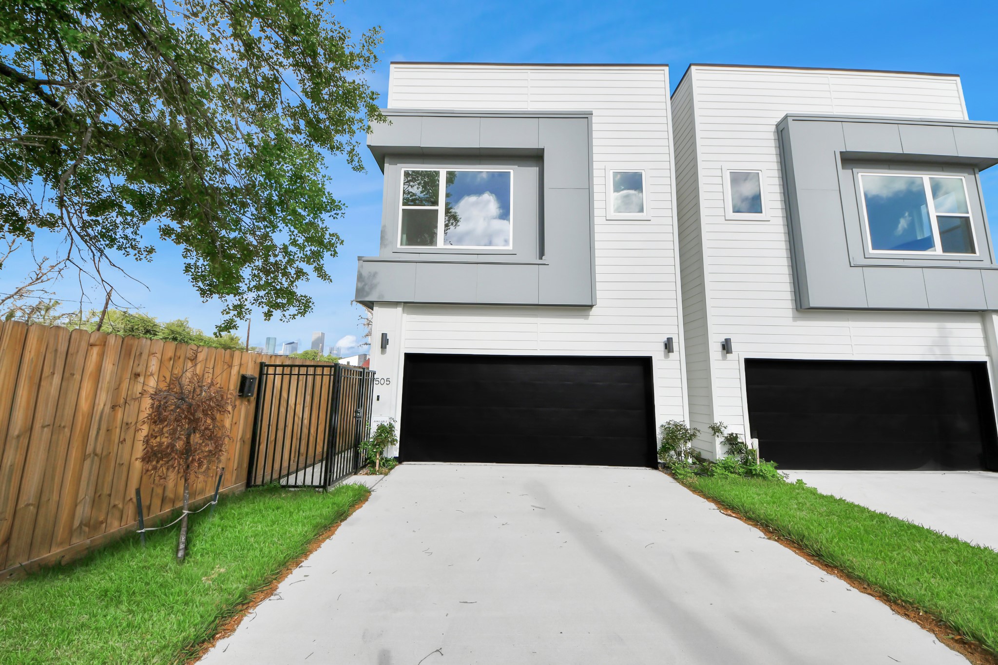 505 Middle Street Property Photo 1