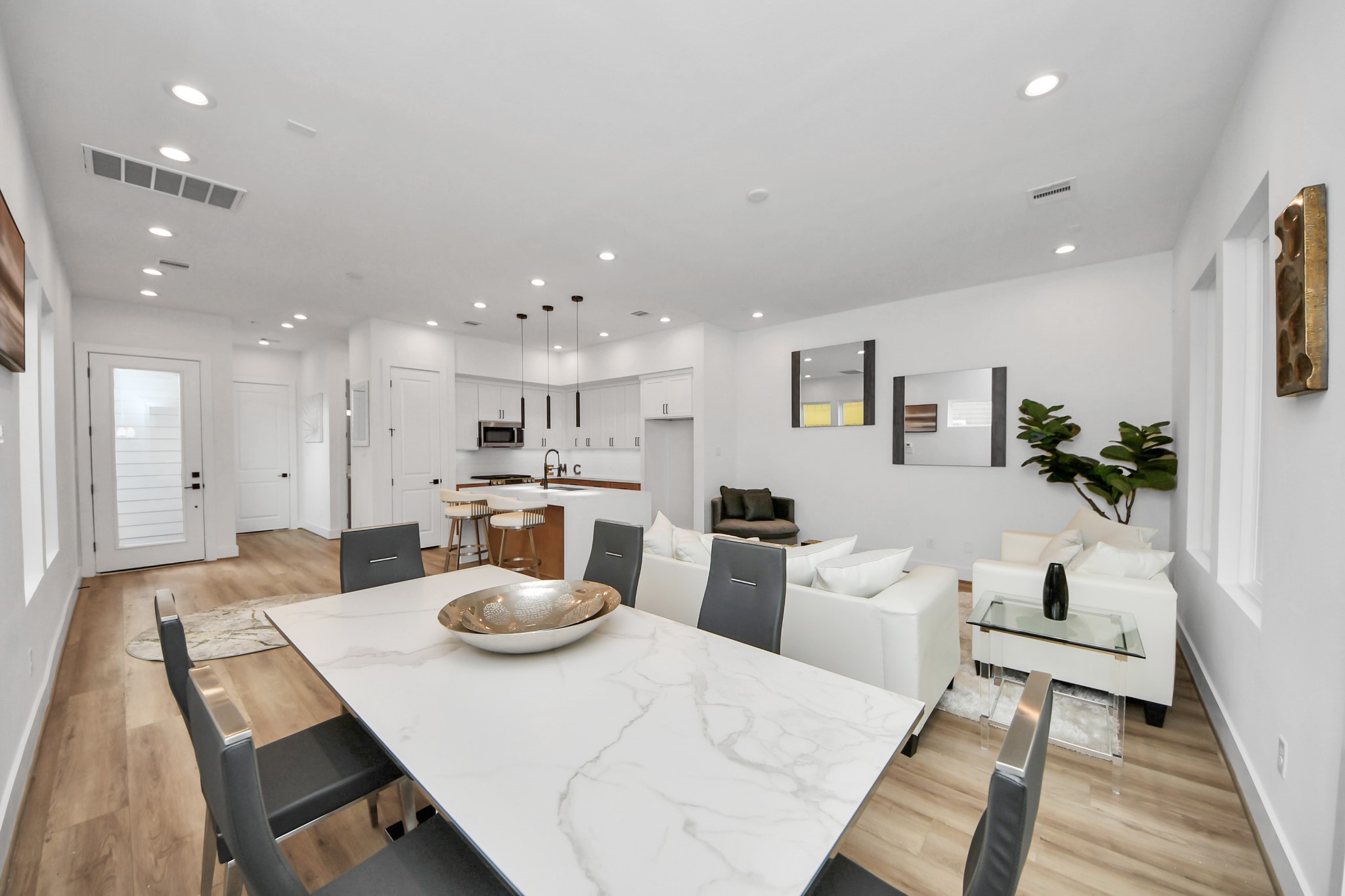 505 Middle Street Property Photo 12