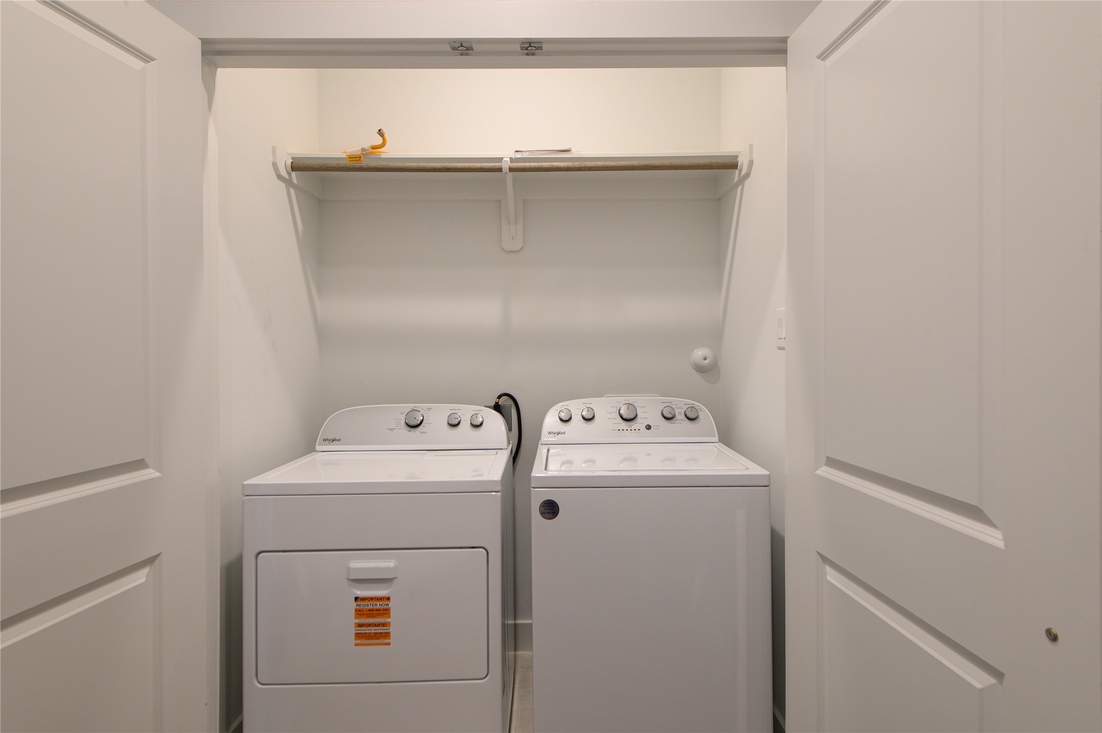 1274 N Post Oak Road B Property Photo 14