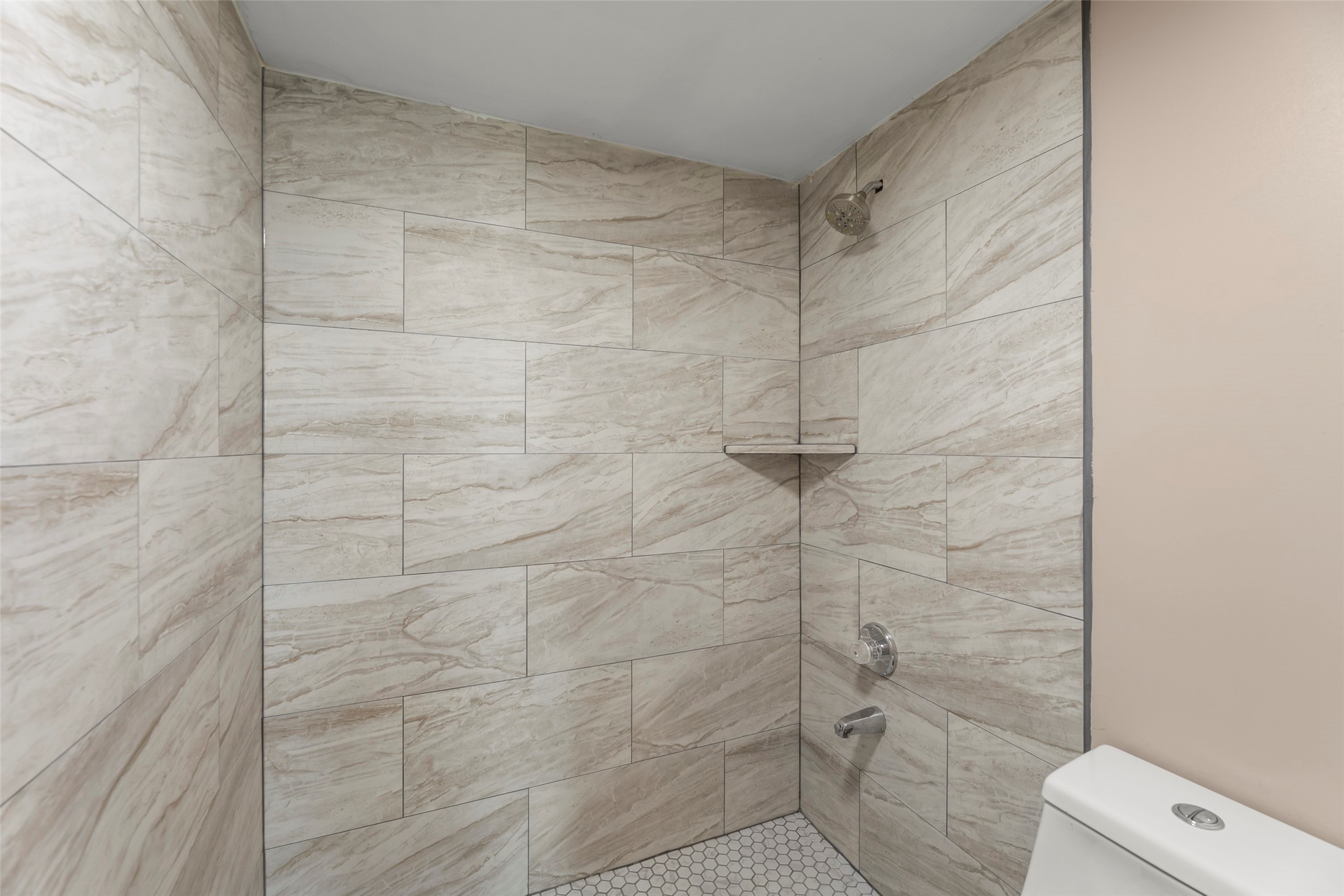 2750 Holly Hall Street 104 Property Photo 12