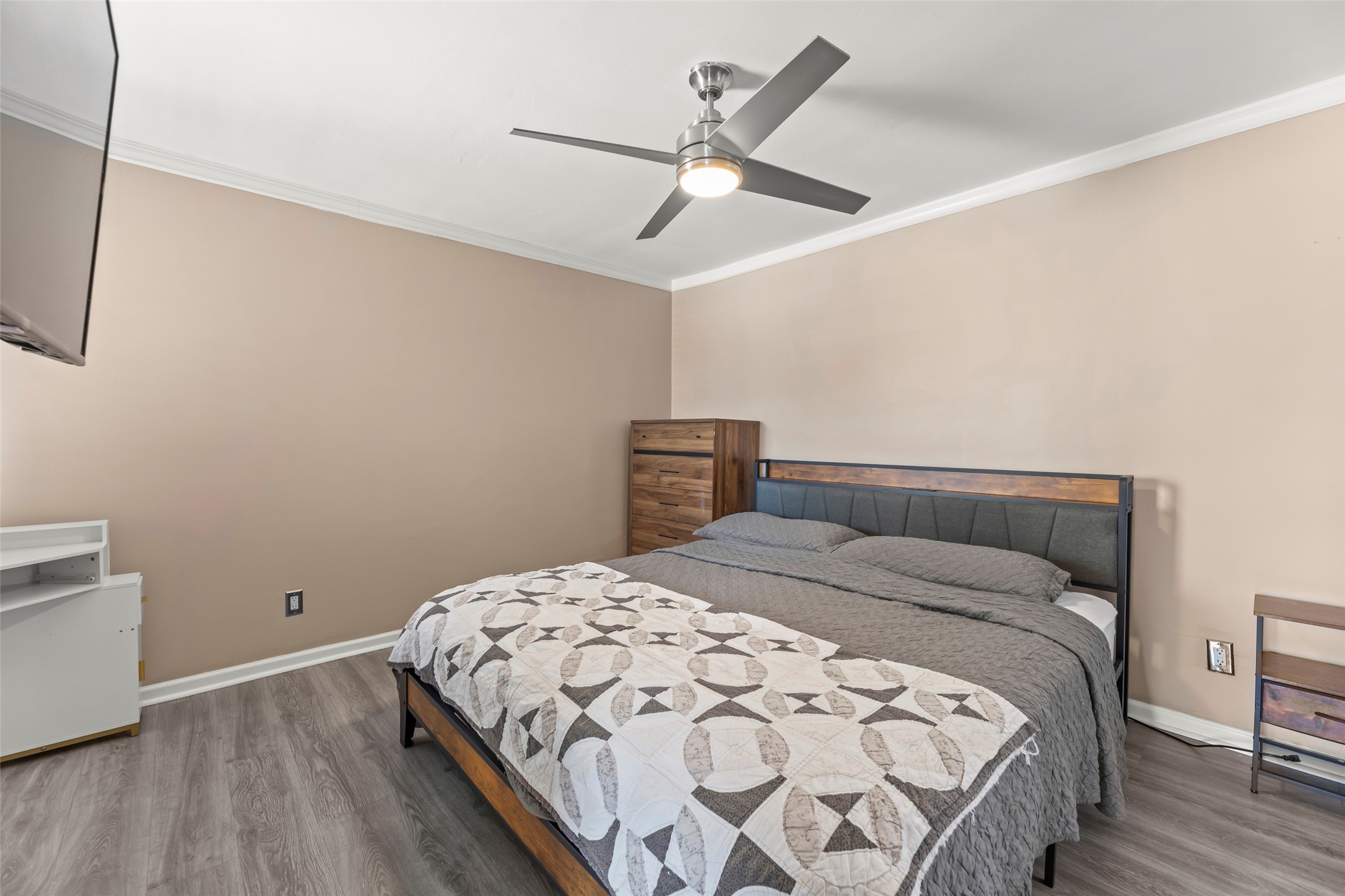 2750 Holly Hall Street 104 Property Photo 15