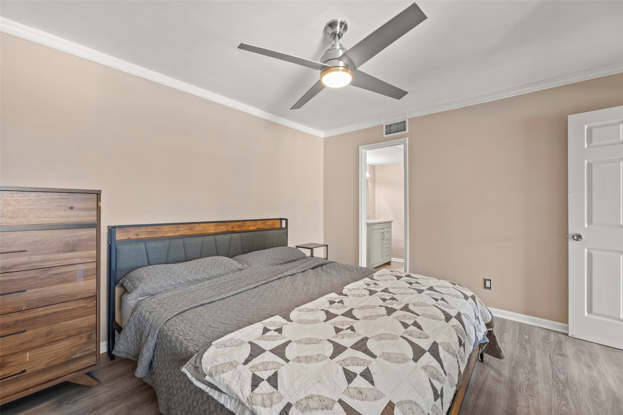 2750 Holly Hall Street 104 Property Photo 17