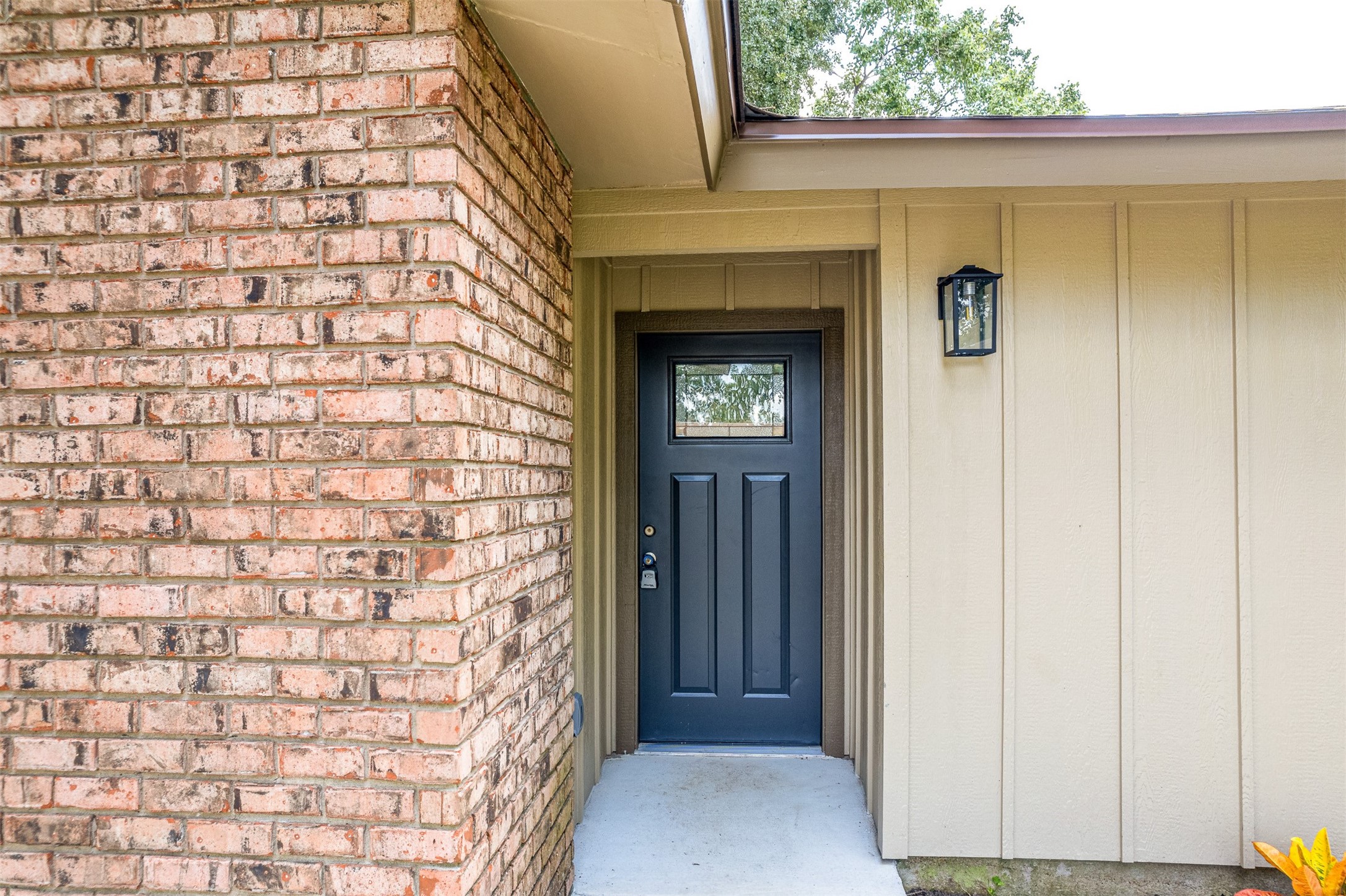 2915 Avenue O Property Photo 4