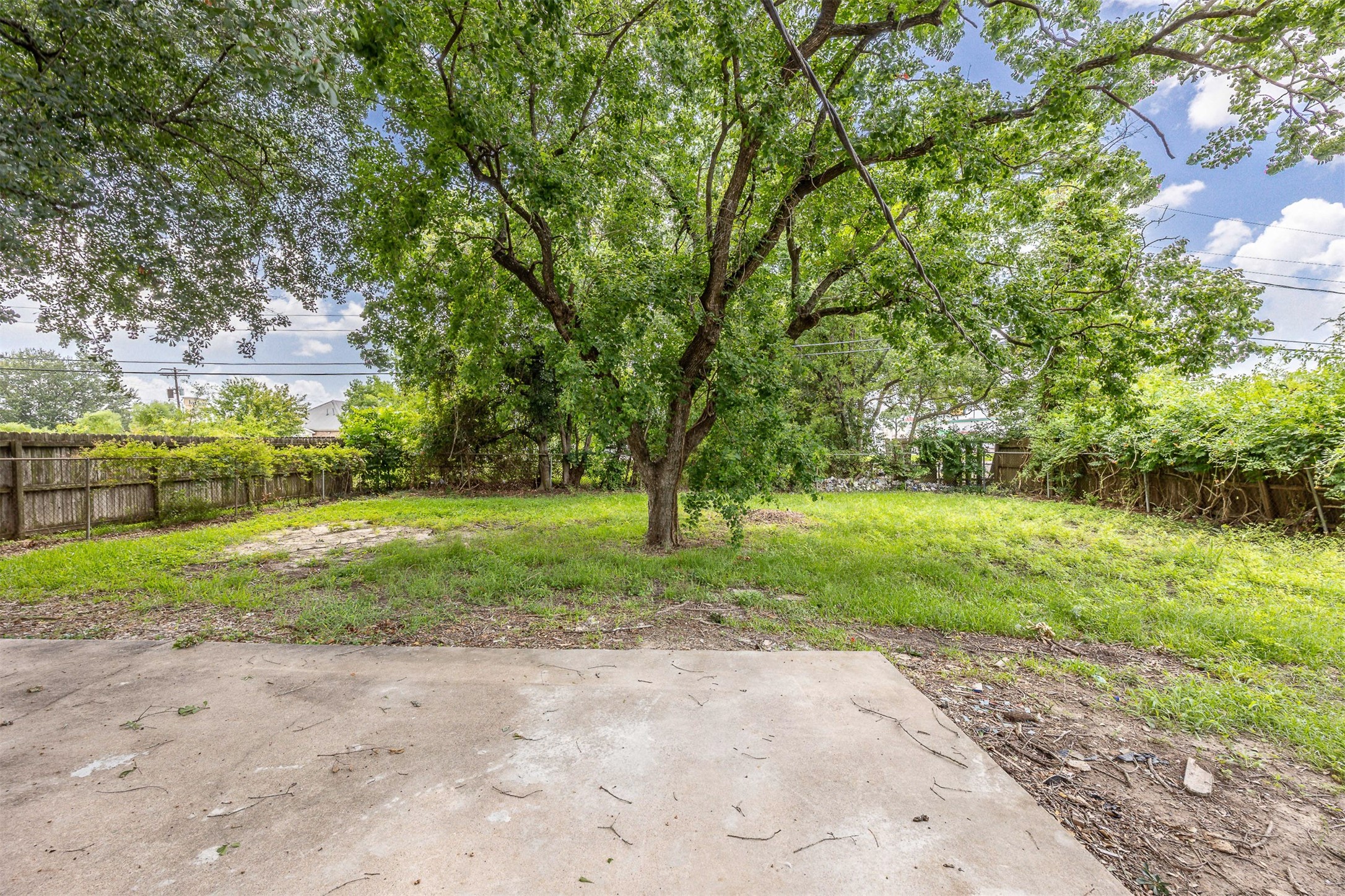 2915 Avenue O Property Photo 10