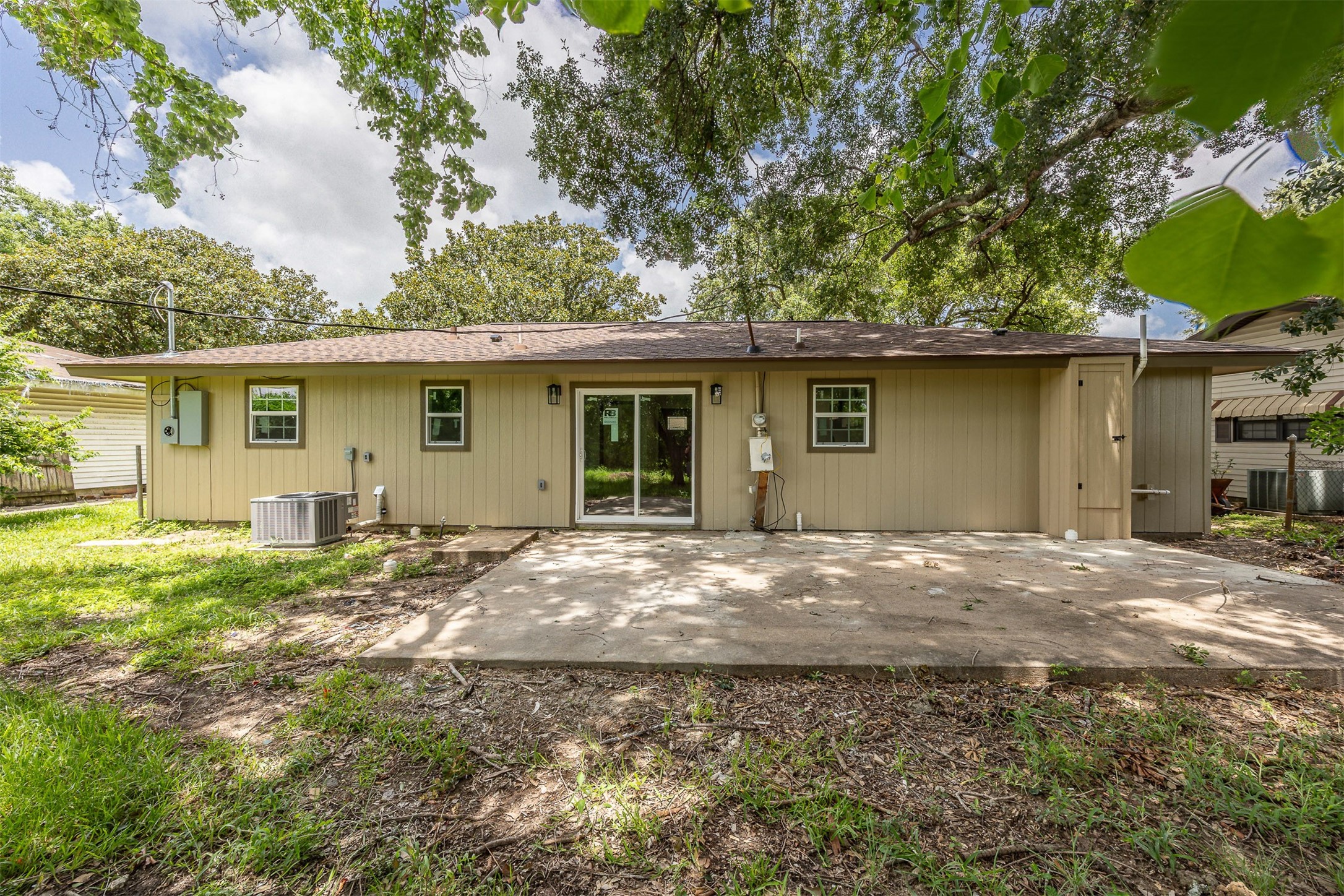 2915 Avenue O Property Photo 11