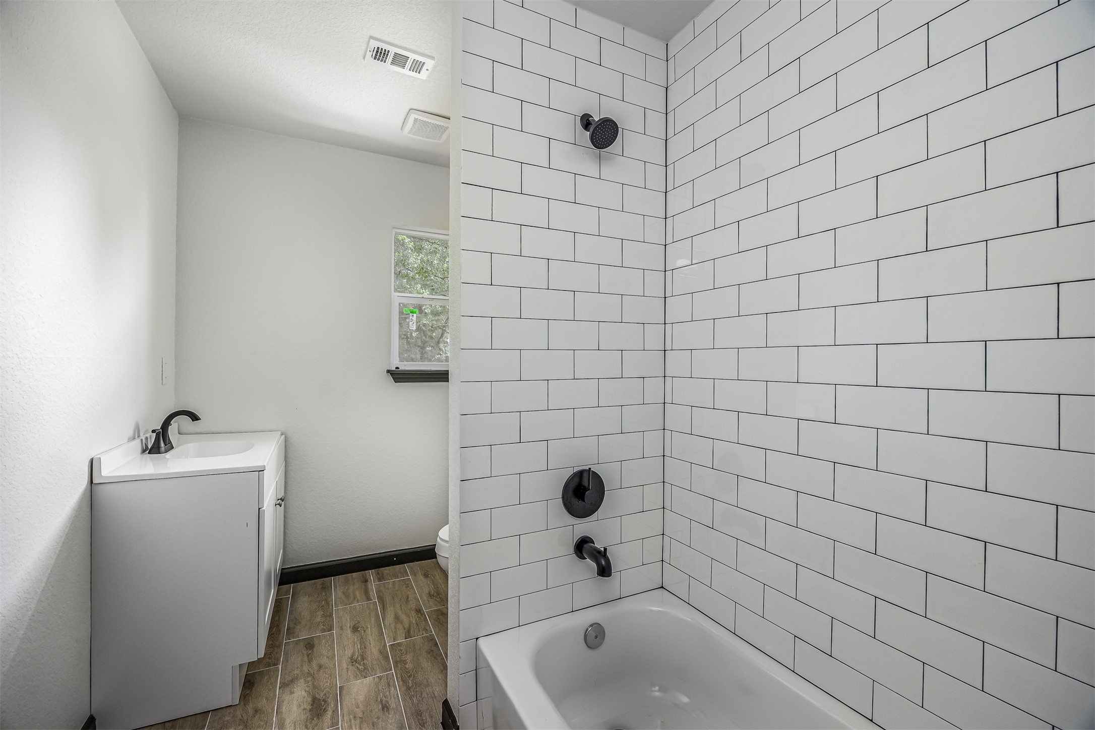 2915 Avenue O Property Photo 20