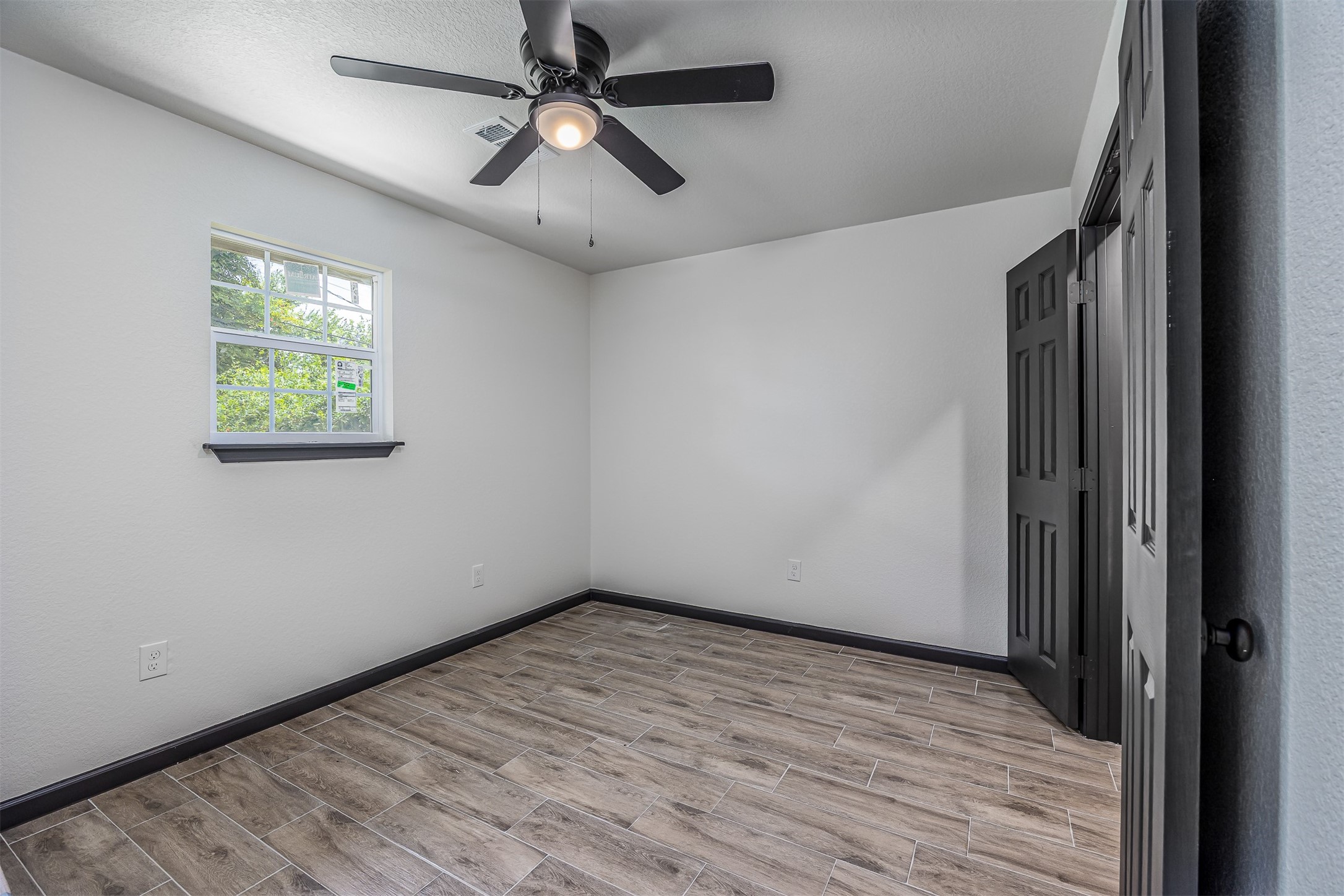 2915 Avenue O Property Photo 21