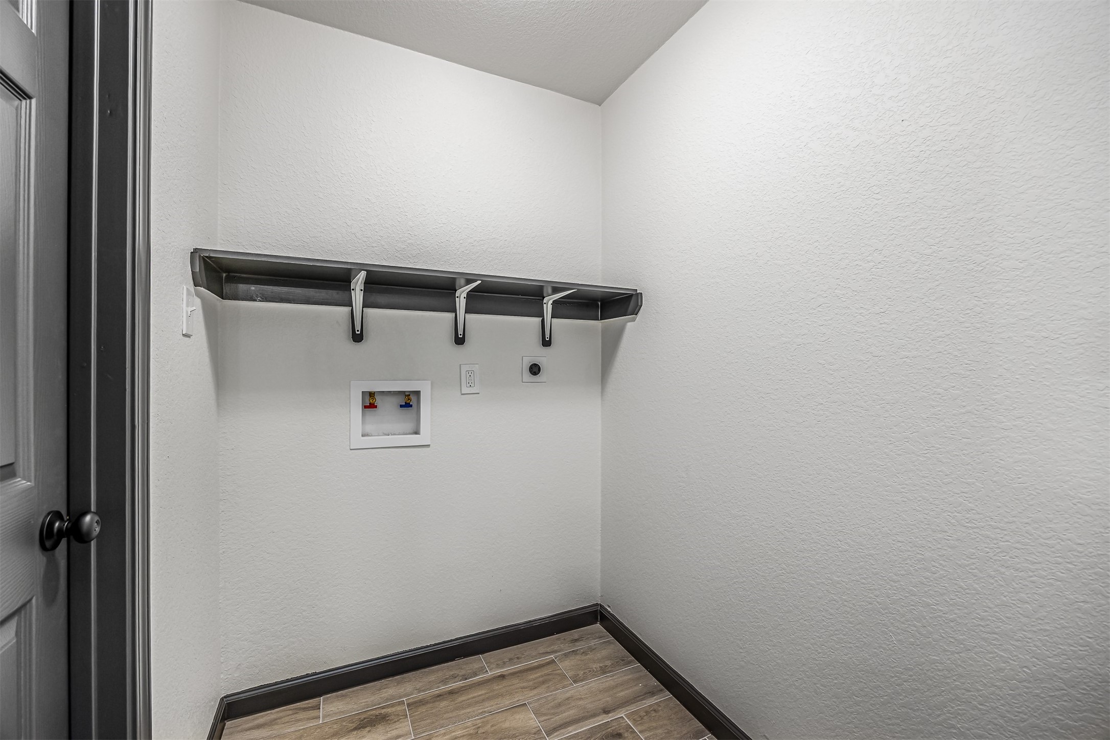 2915 Avenue O Property Photo 27