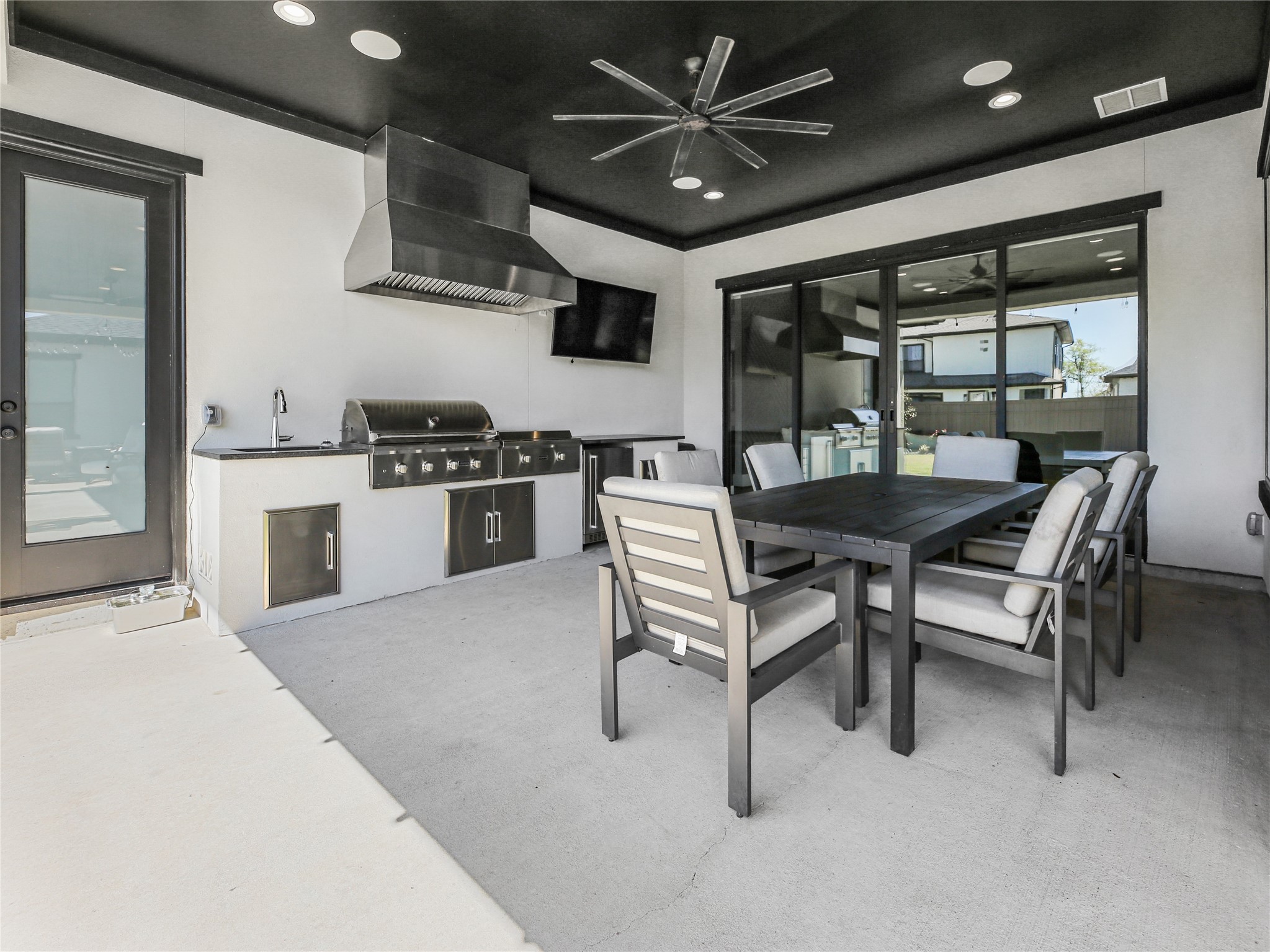 10114 Mariner Oaks Drive Property Photo 45