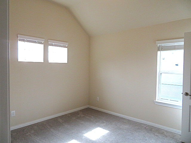 1927 Willow Rock Way Property Photo 9