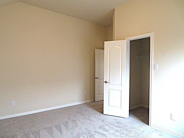 1927 Willow Rock Way Property Photo 11
