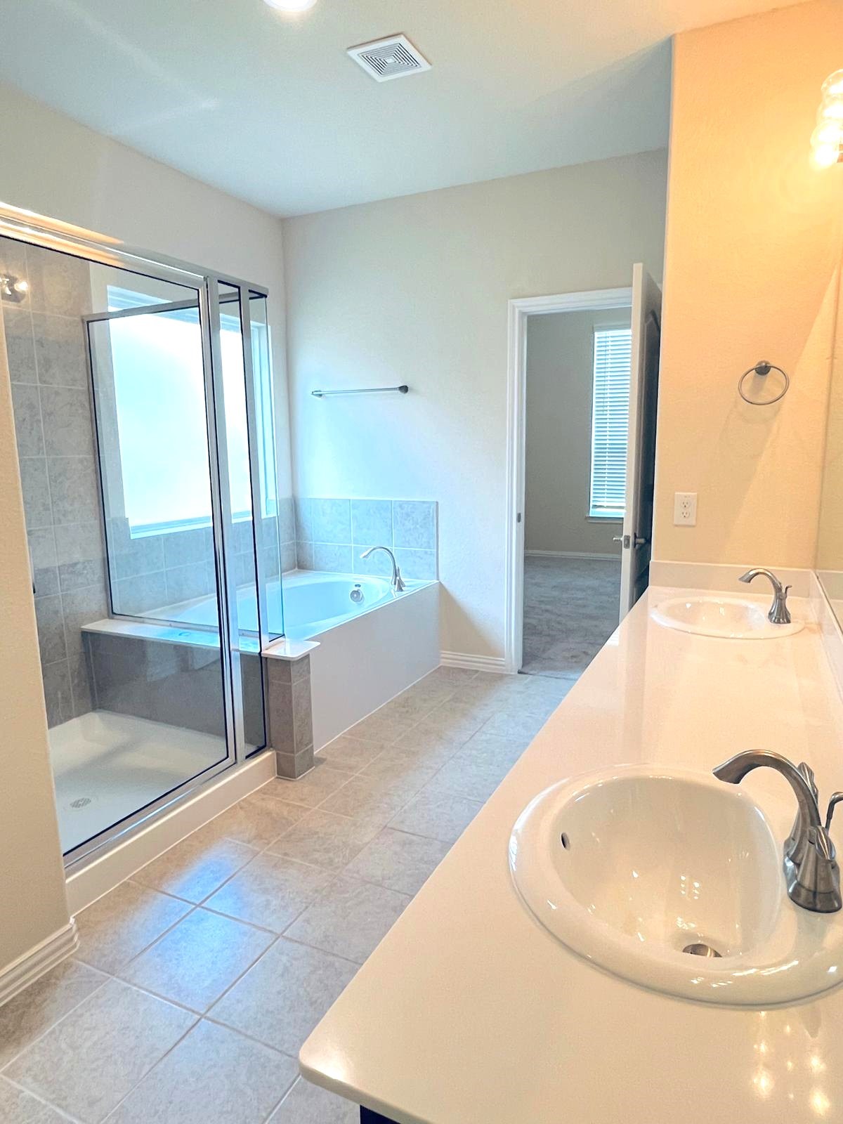 1927 Willow Rock Way Property Photo 11