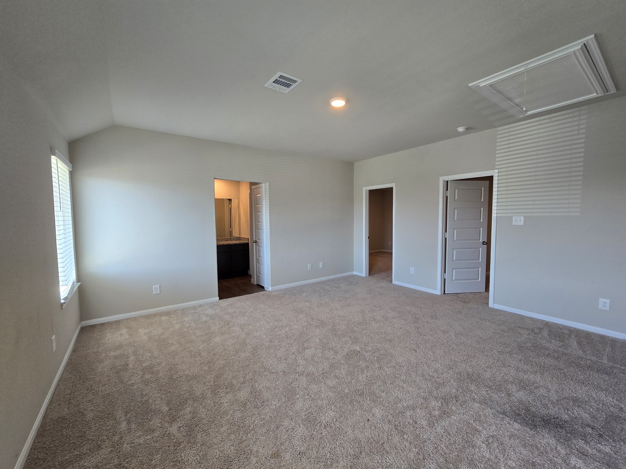 13703 Mariah Drive Property Photo 14