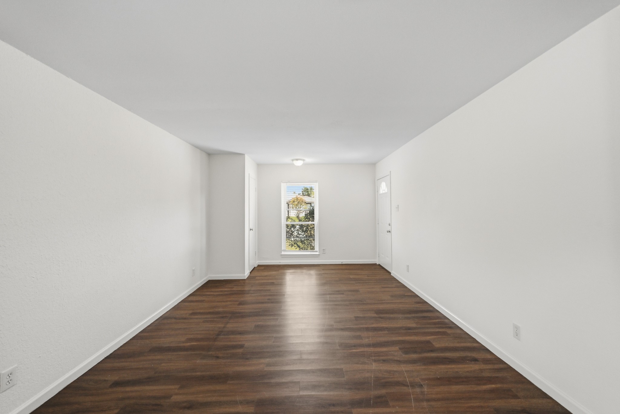 7303 Housman B Property Photo 10