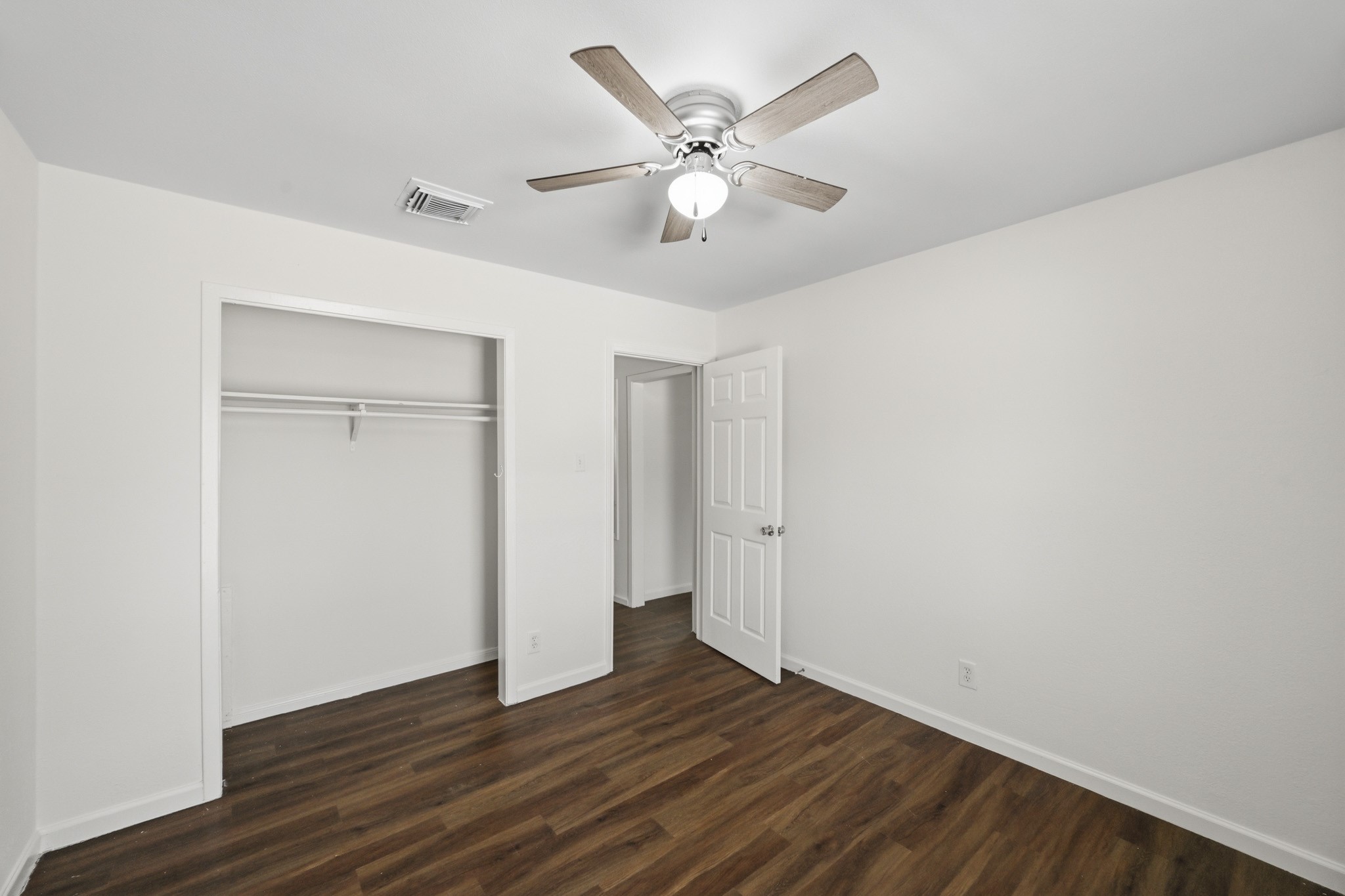 7303 Housman B Property Photo 12