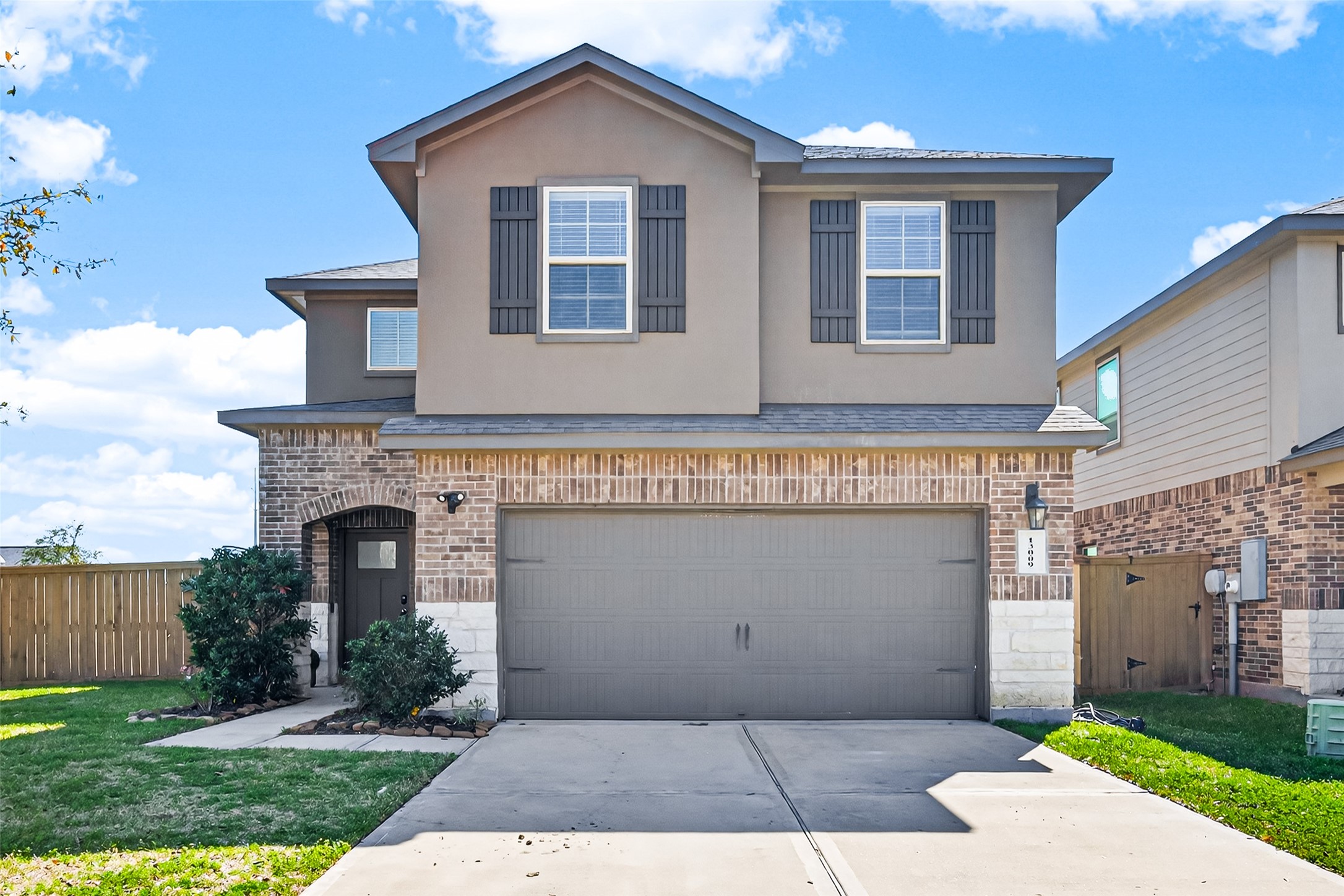 13009 Leisure Cove Drive Property Photo