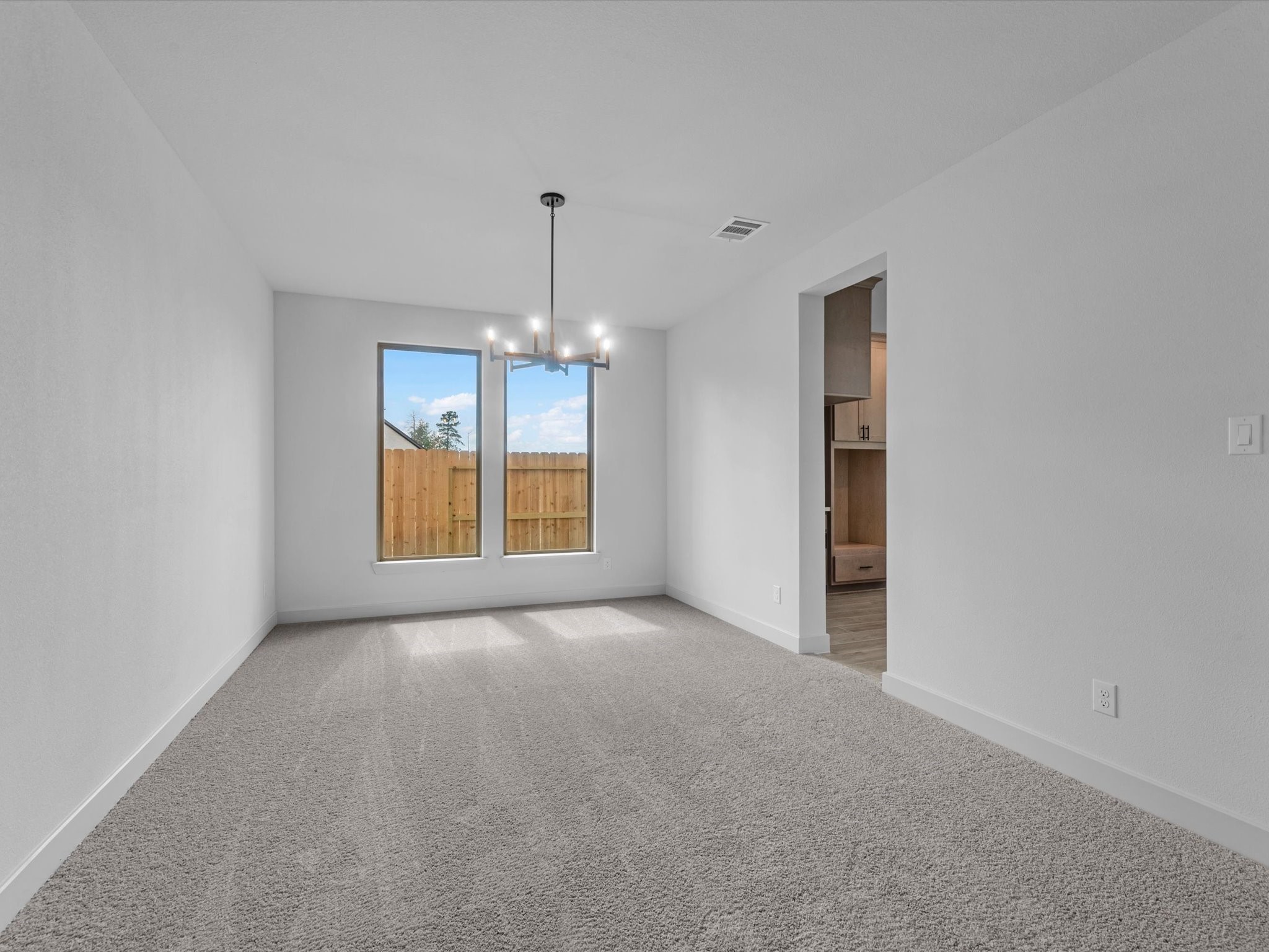 16407 Cat Court Property Photo 9
