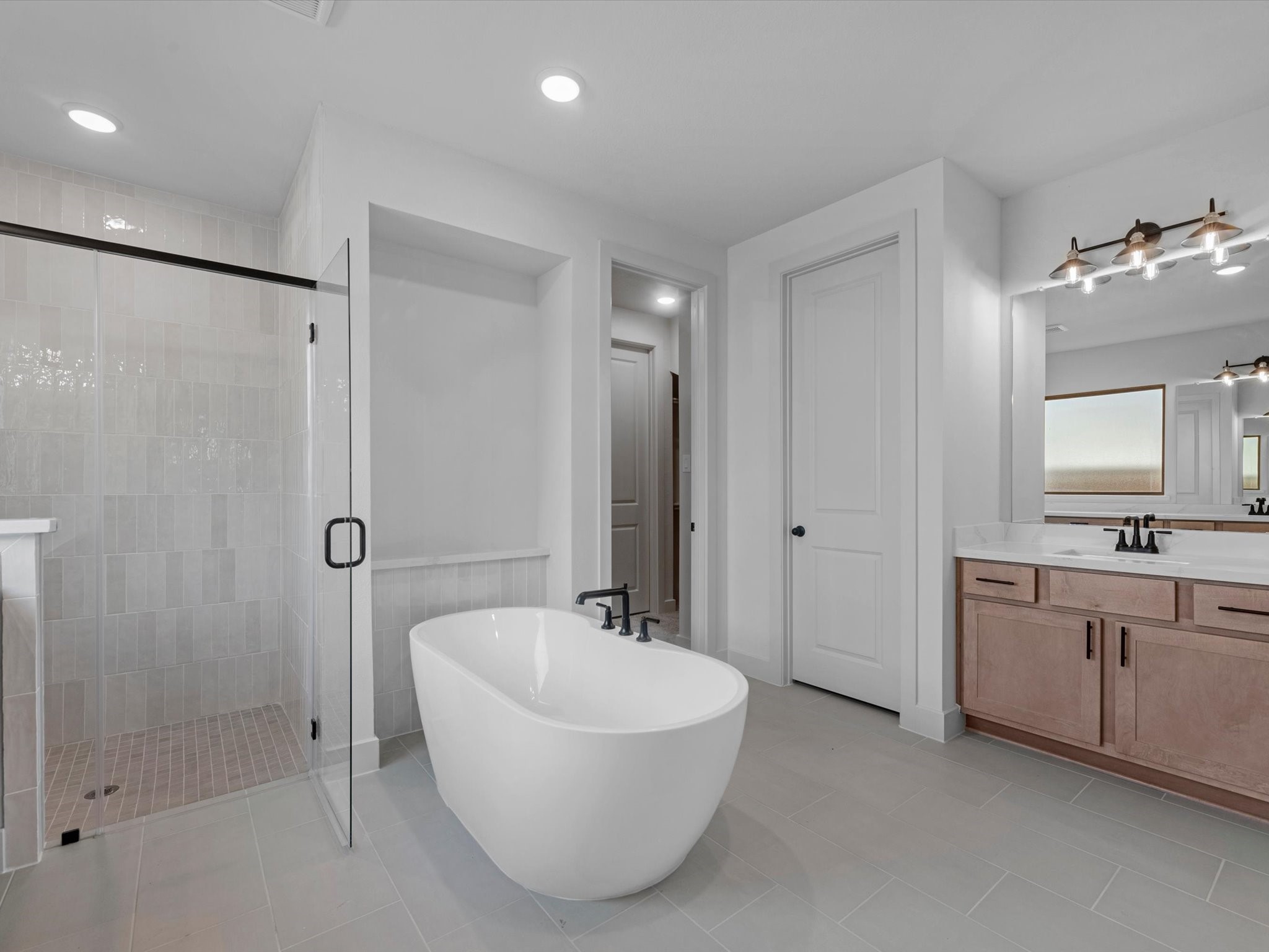 16407 Cat Court Property Photo 13