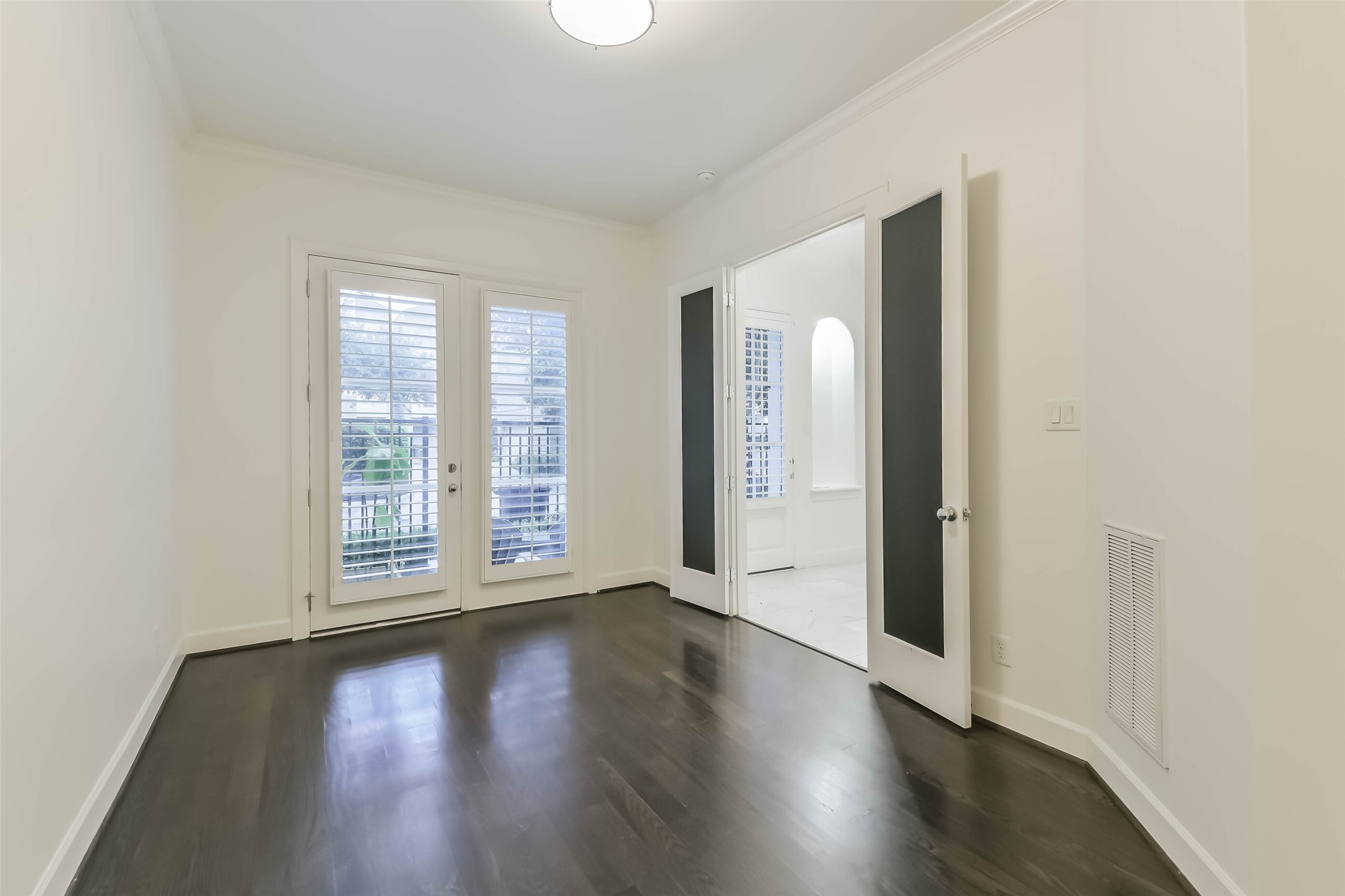 1407 Stanford Street Property Photo 10