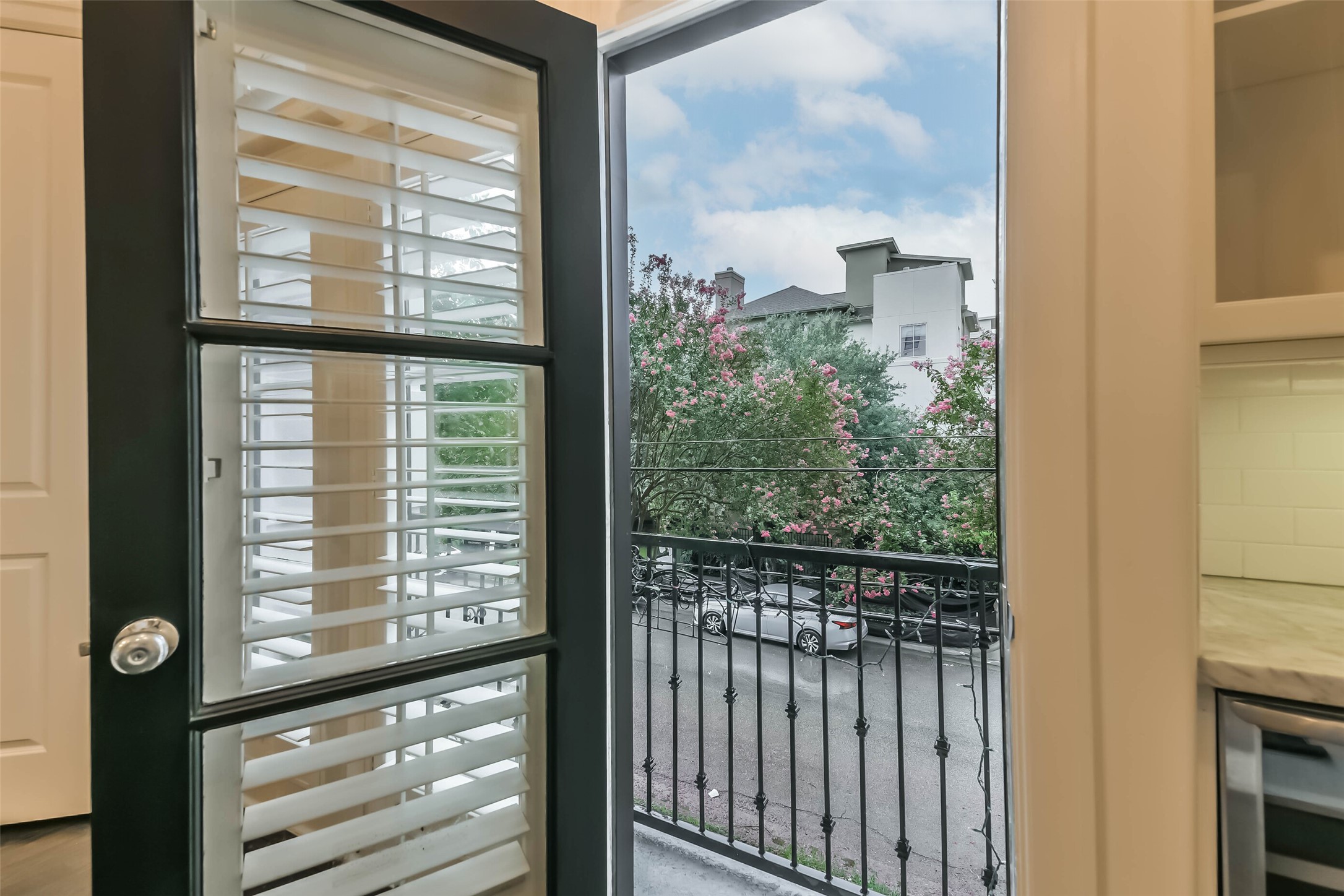 1407 Stanford Street Property Photo 18