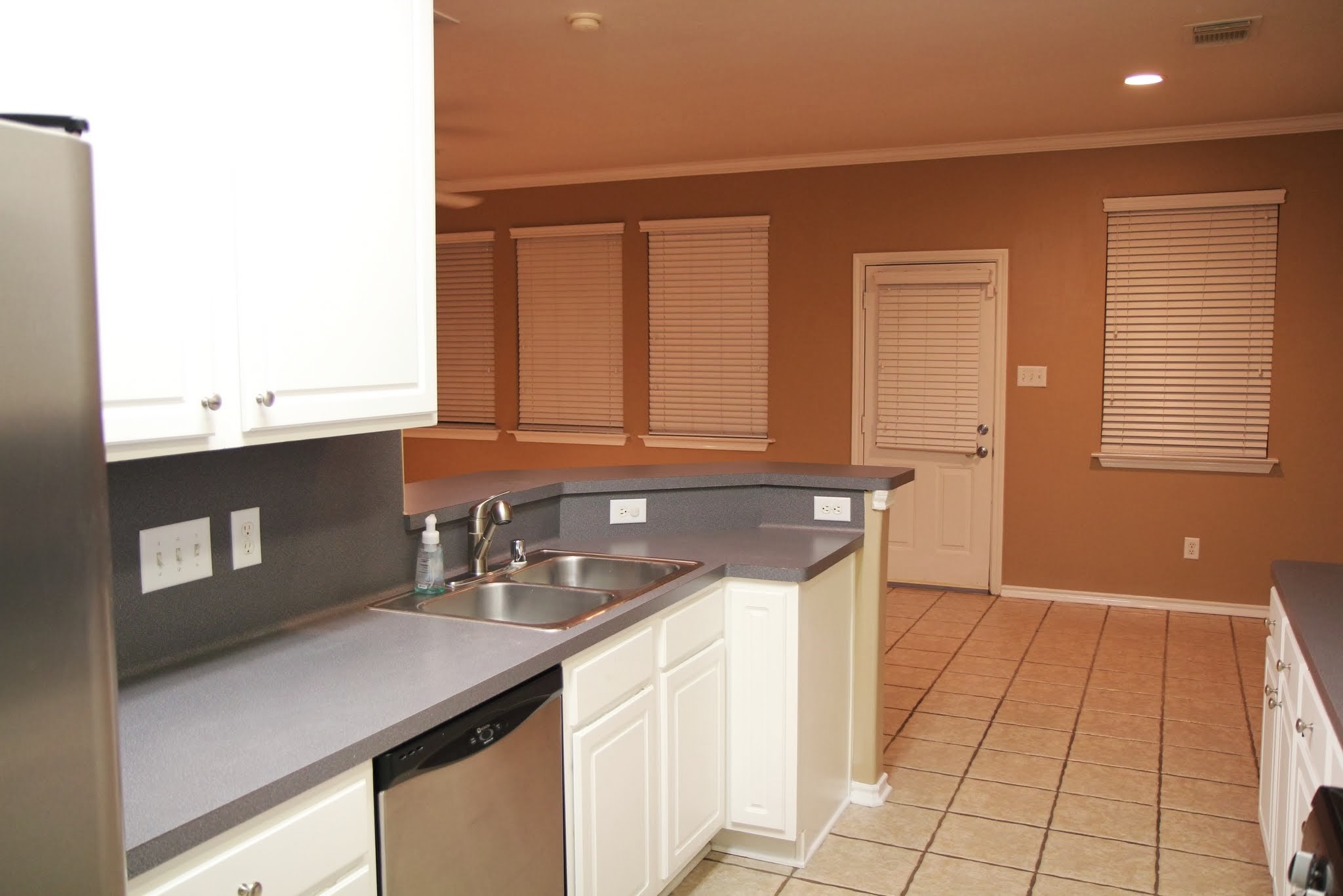 142 N Camellia Grove Circle Property Photo 8