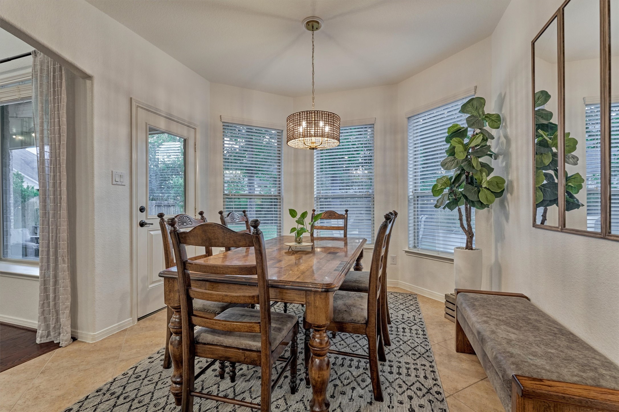 137 Jaxxon Pointe Drive Property Photo 17