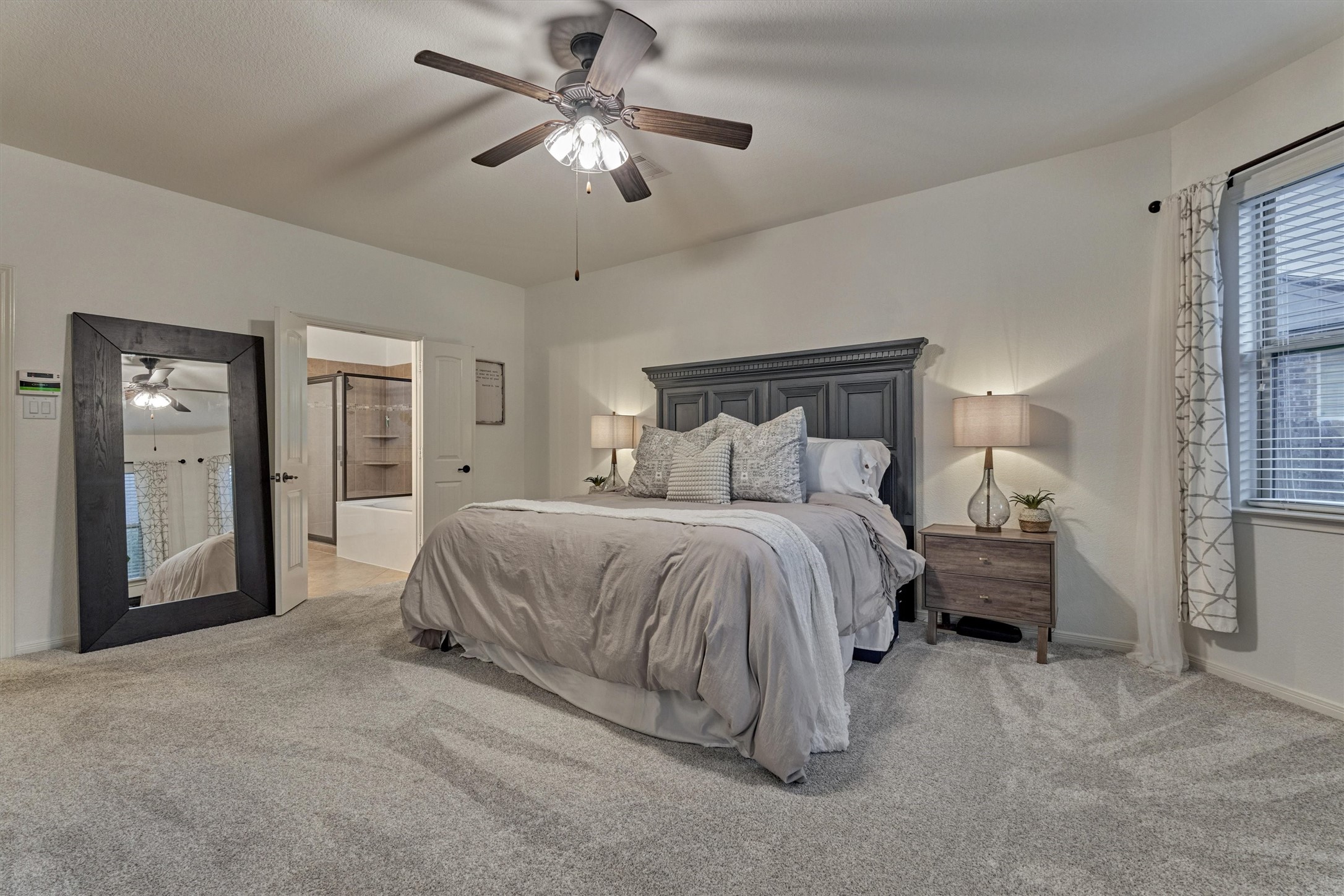 137 Jaxxon Pointe Drive Property Photo 24