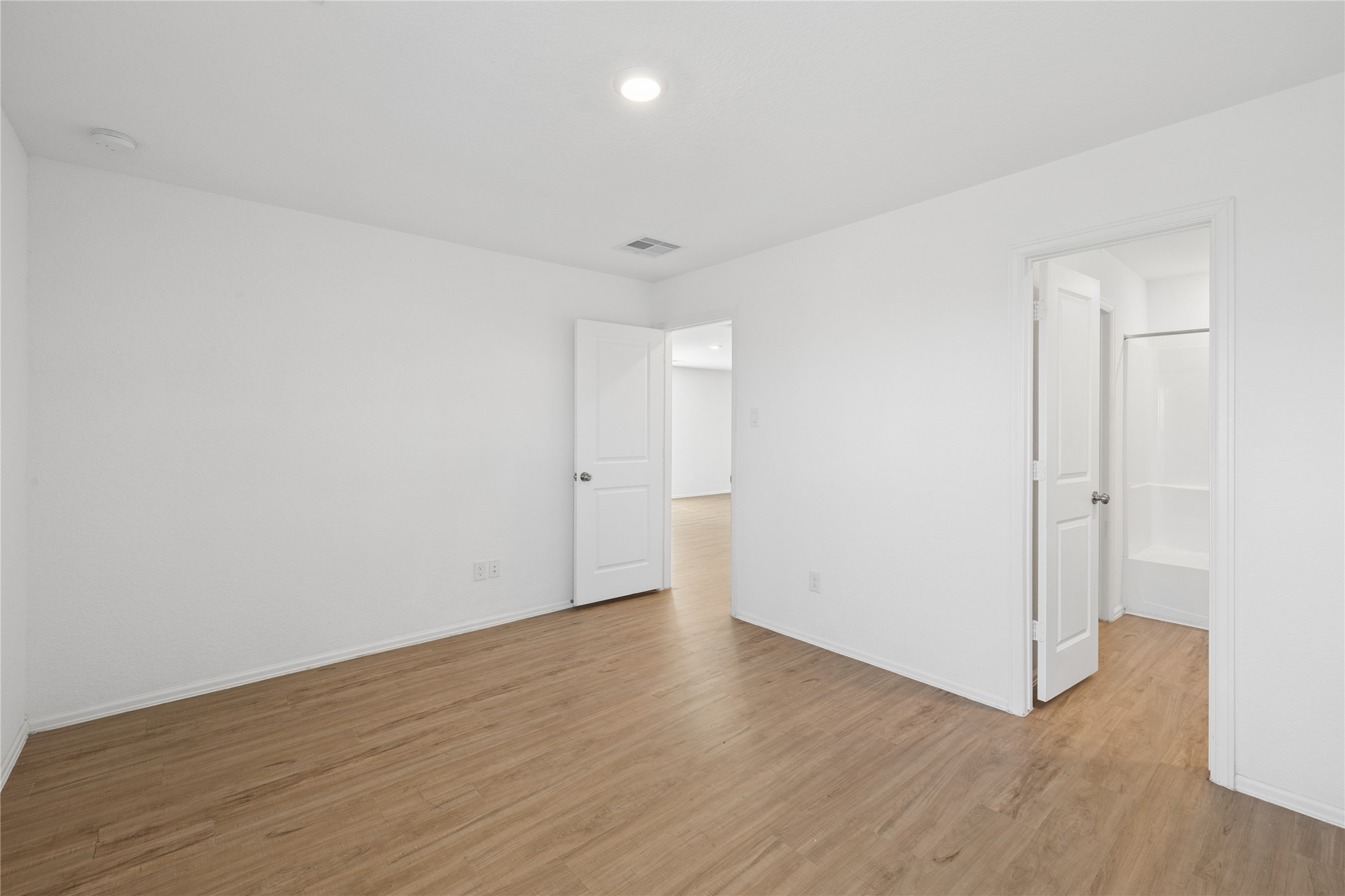 27006 Winward Creek Trail Property Photo 9