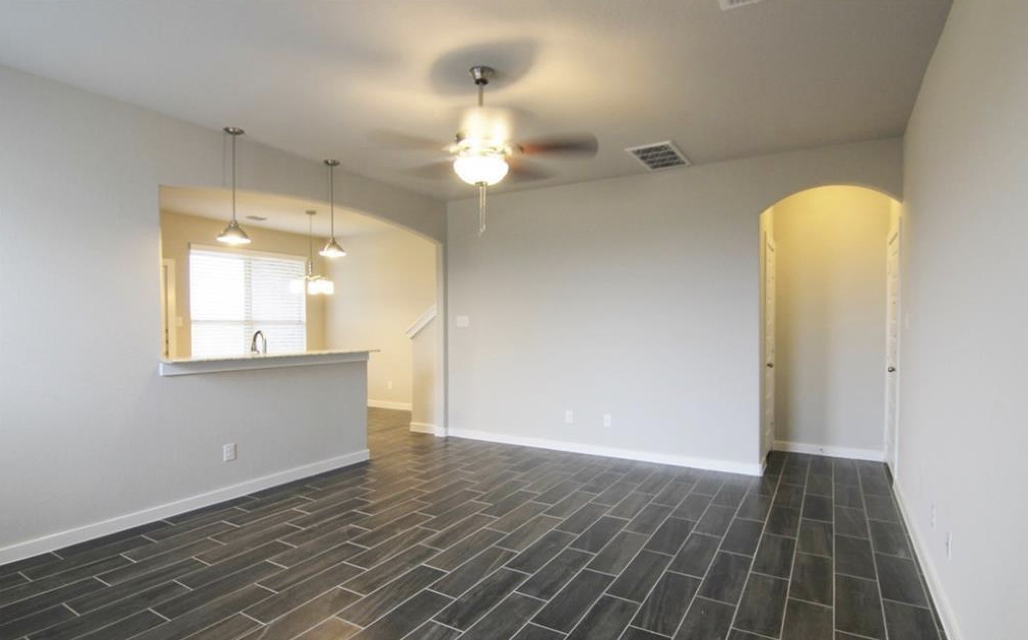 117 Wickersham B Property Photo 3