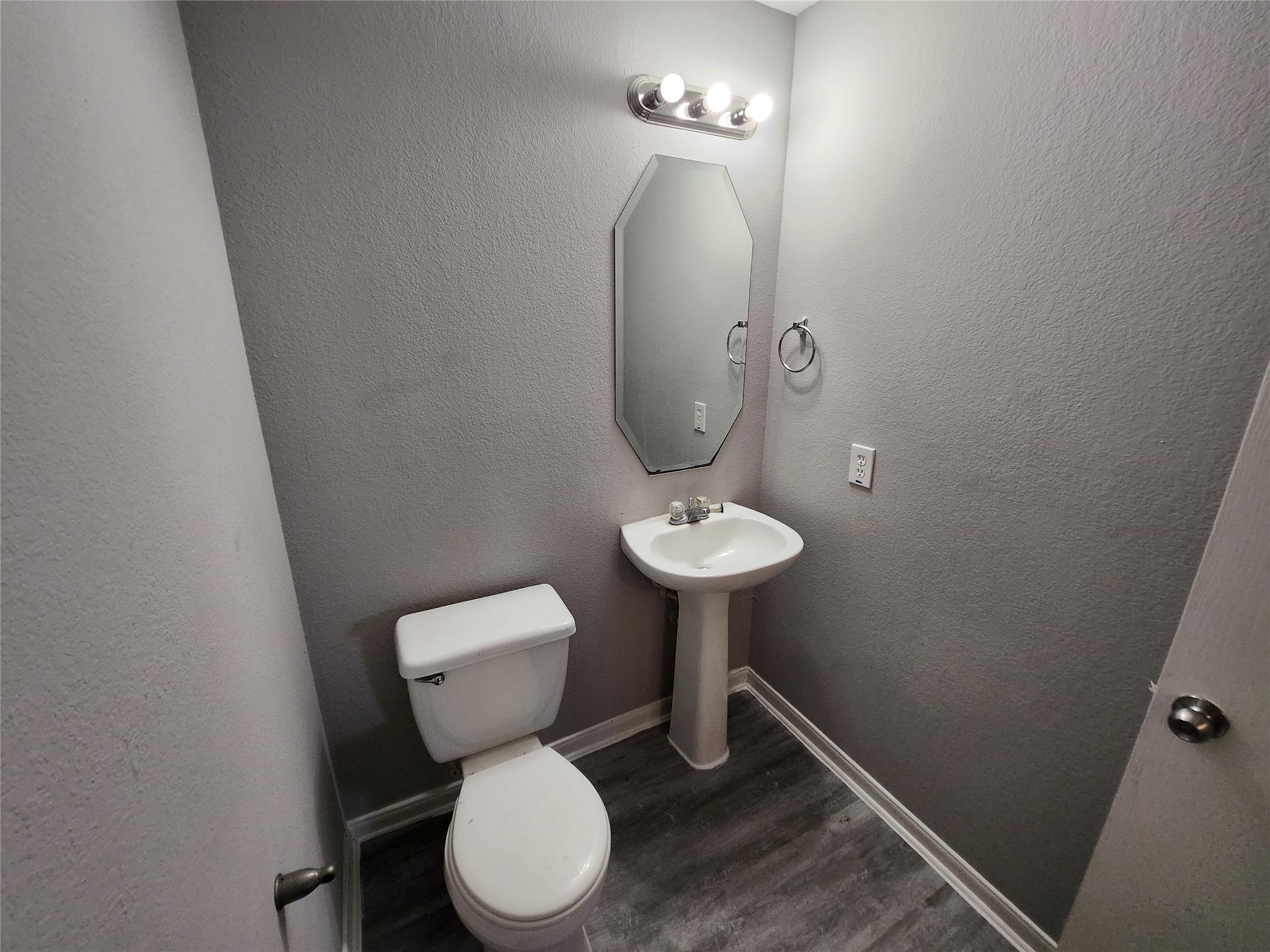 20718 Blanton Brook Drive Property Photo 8