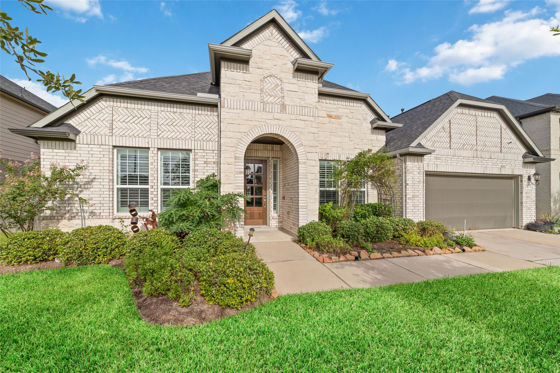 29023 Ally Lynn Way Property Photo 1