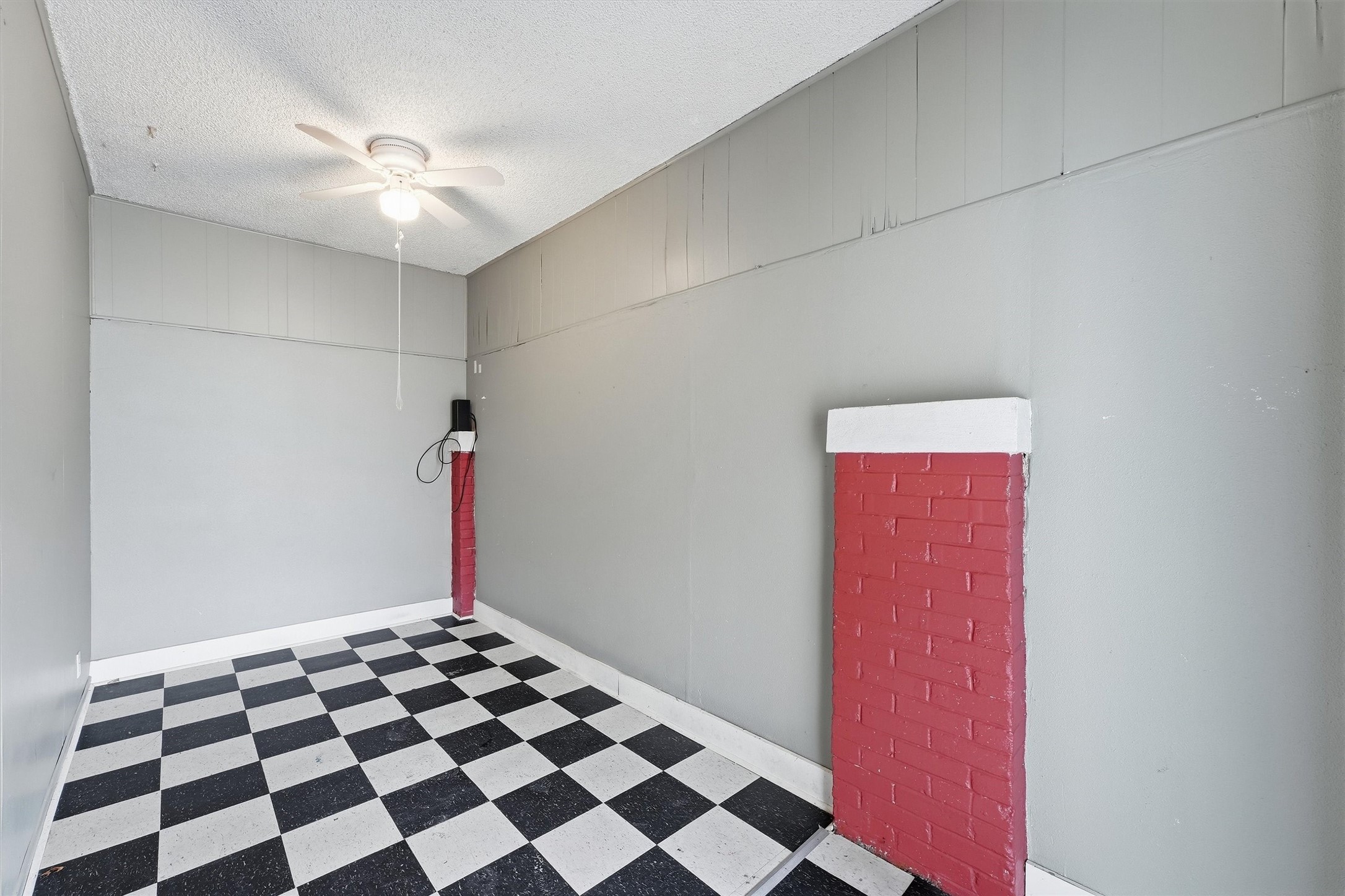 5709 Sherman Street Property Photo 5
