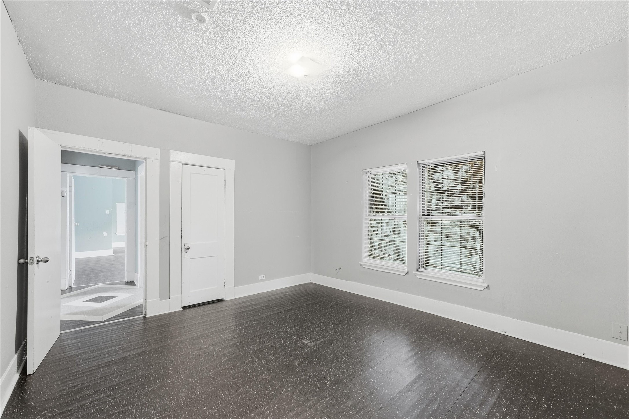 5709 Sherman Street Property Photo 8