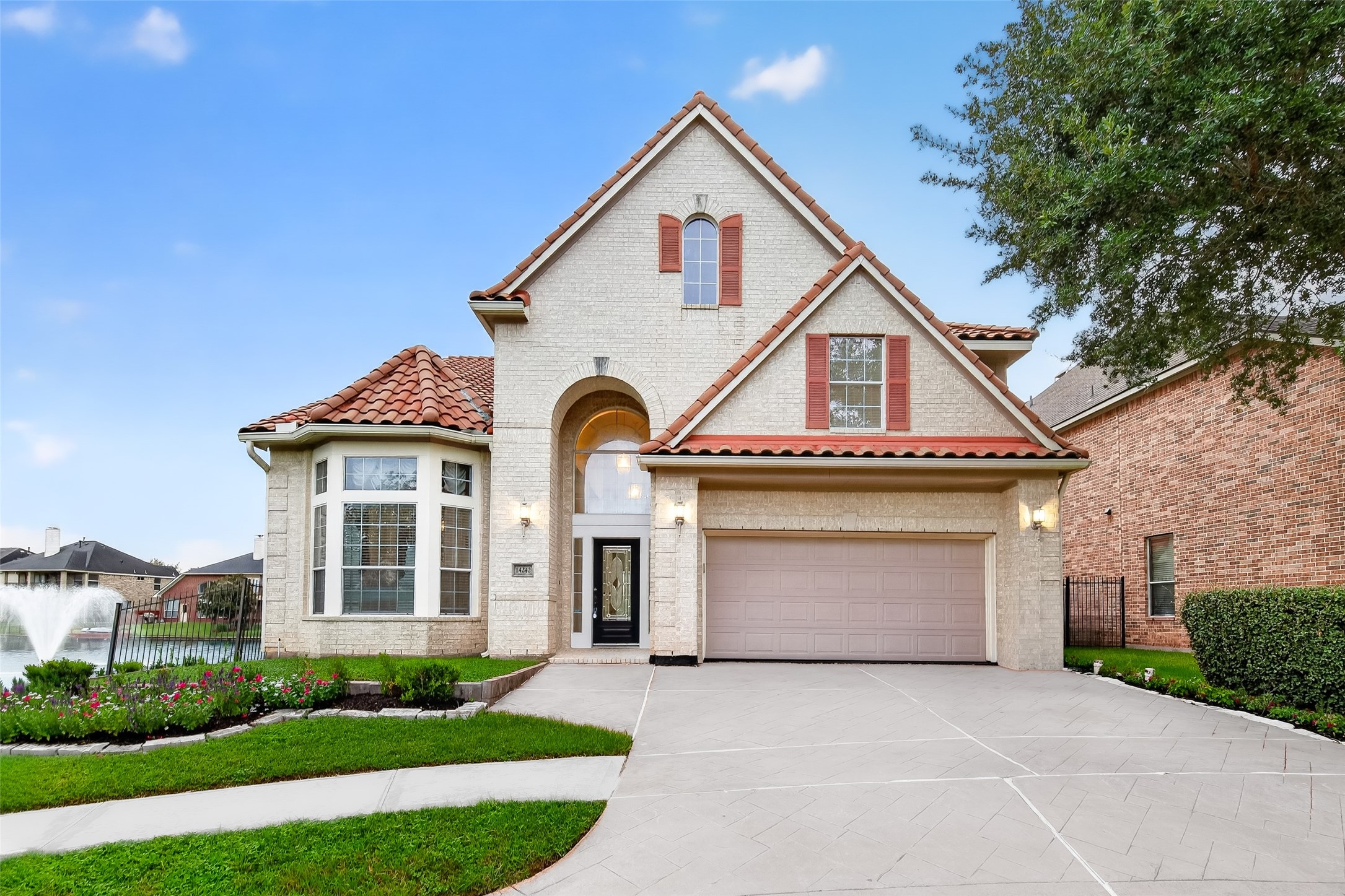 14242 Ashmore Reef Court Property Photo 6