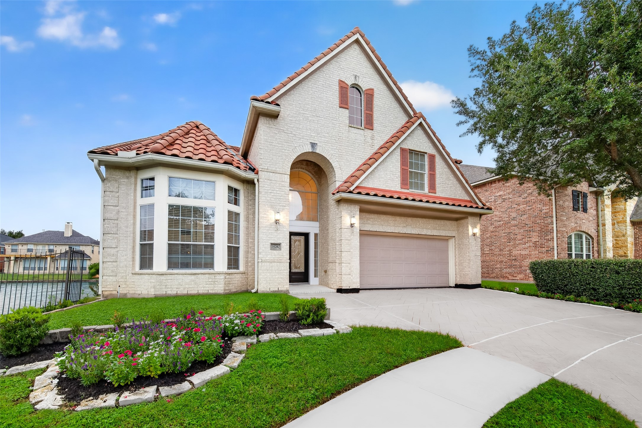 14242 Ashmore Reef Court Property Photo 8